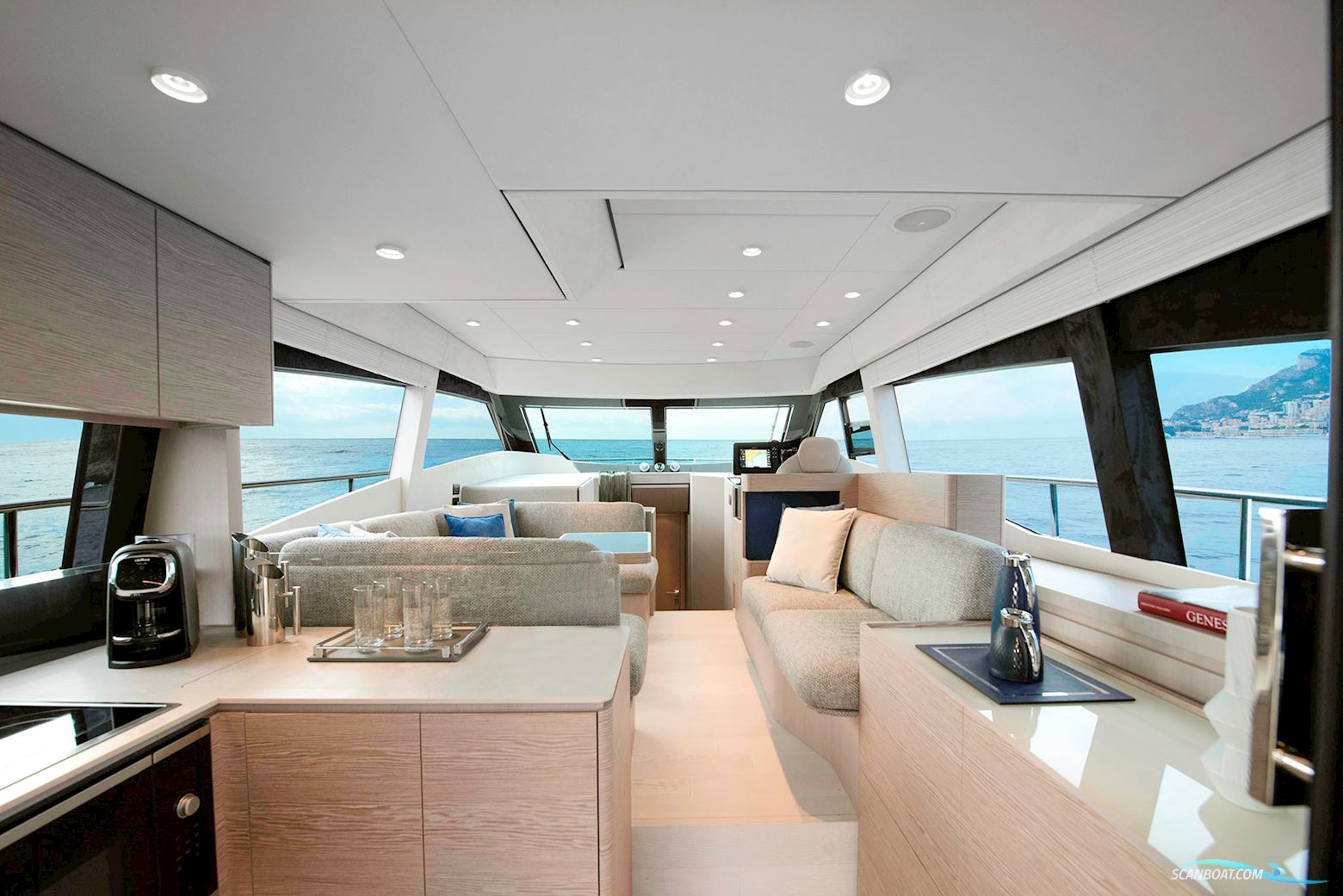 Ferretti Yachts 500