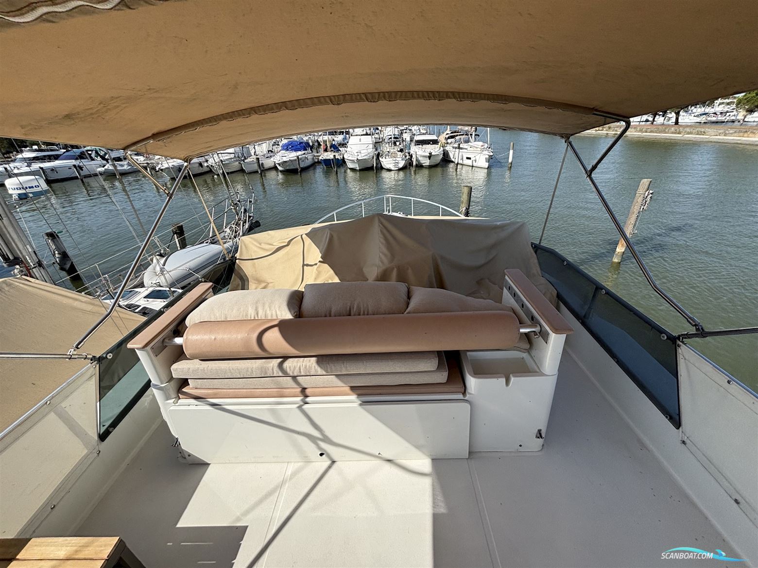 Ferretti Yachts ALTURA 52