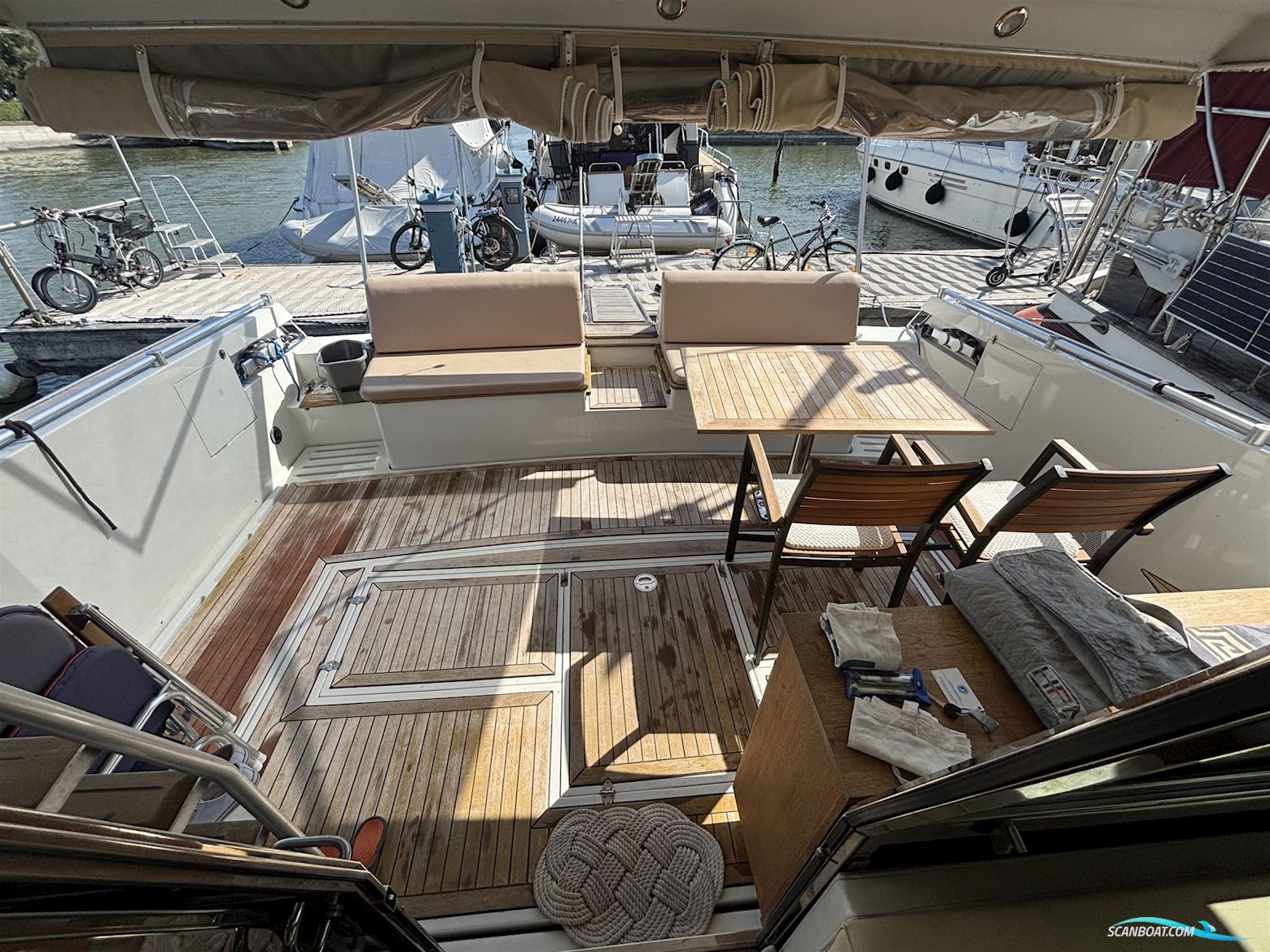 Ferretti Yachts ALTURA 52