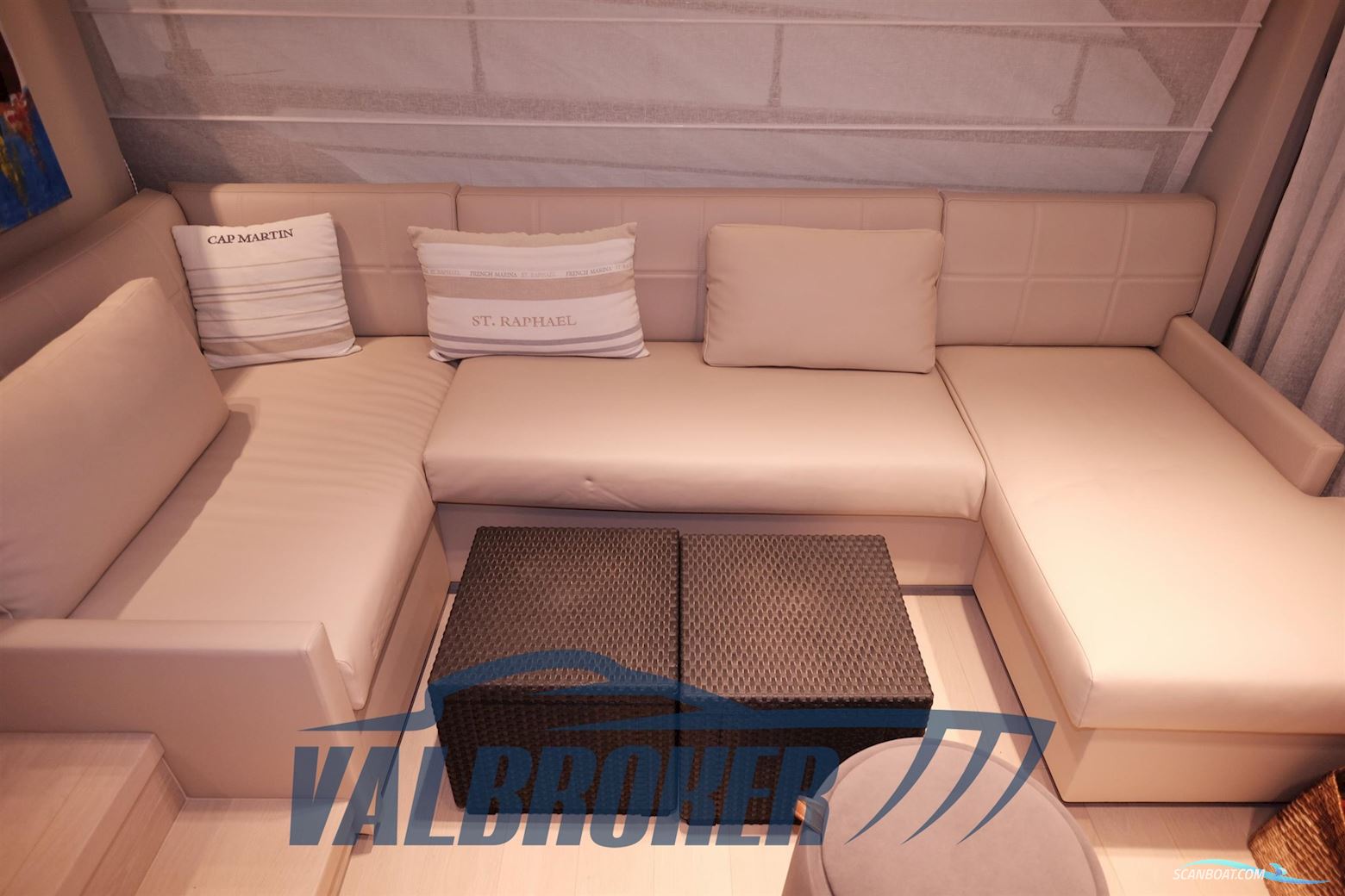 Ferretti Yachts Ferretti 670