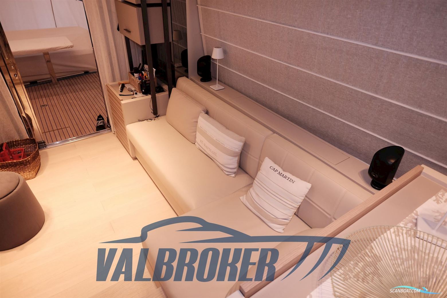 Ferretti Yachts Ferretti 670