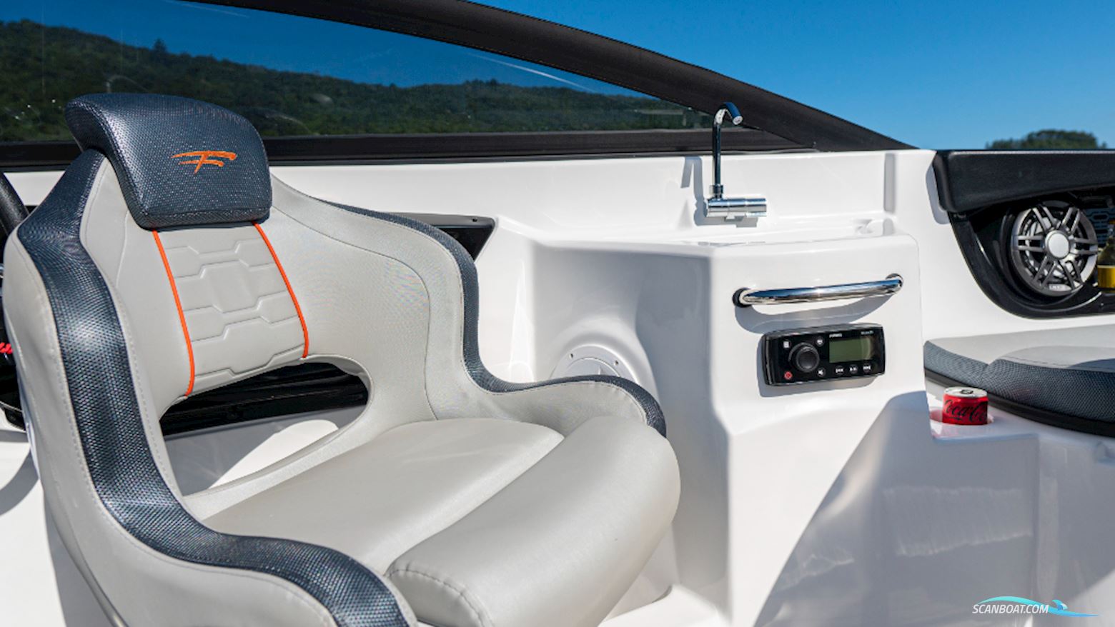 FIBRAFORT 212 Bowrider