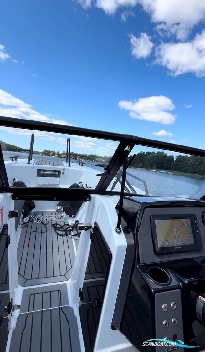 Finnmaster Husky R6 Black Edition