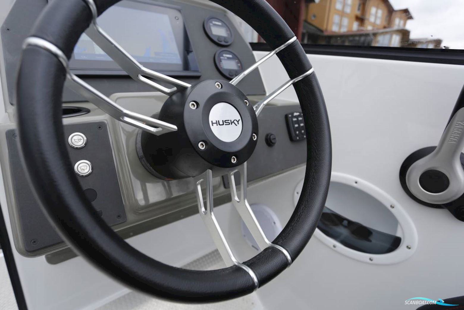 Finnmaster Husky R7 - Yamaha 150 HK/Udstyr