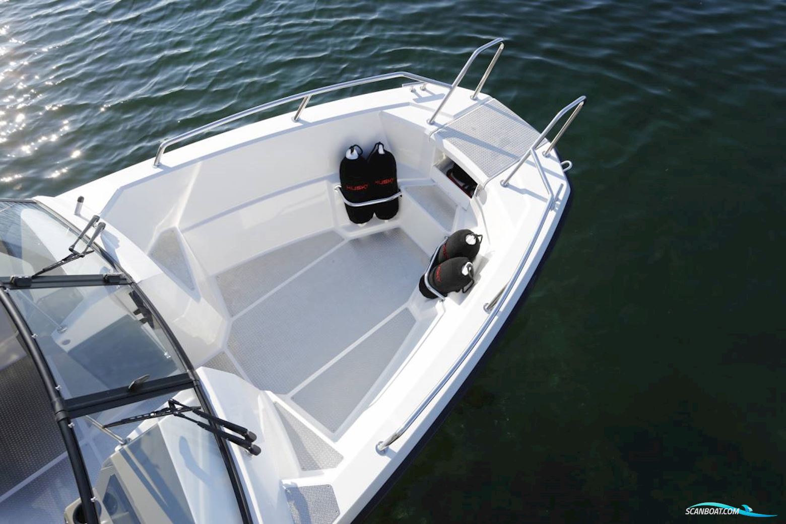 Finnmaster Husky R7 - Yamaha 150 HK/Udstyr