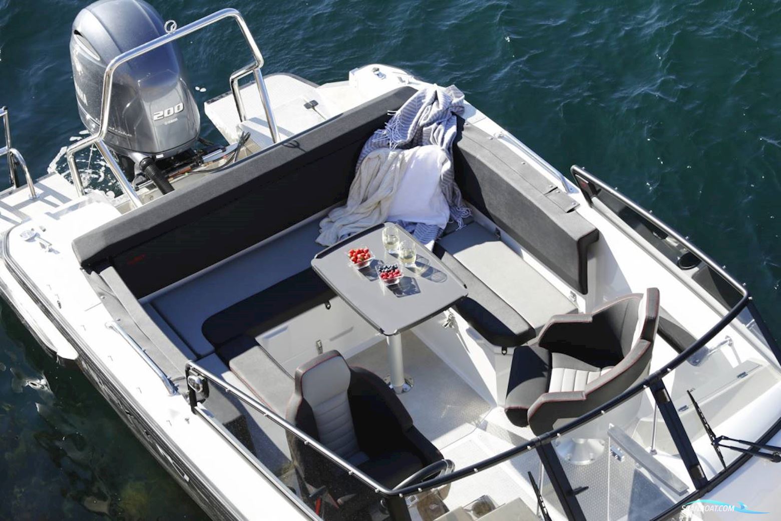 Finnmaster Husky R7 - Yamaha 150 HK/Udstyr