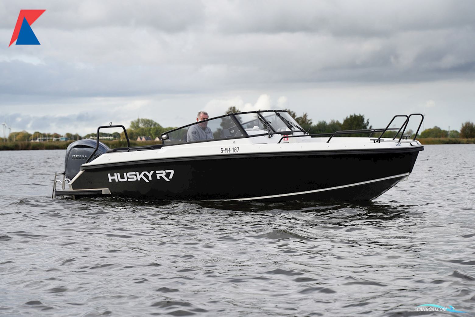 FINNMASTER Husky R7 Motorbåd 2024, Holland