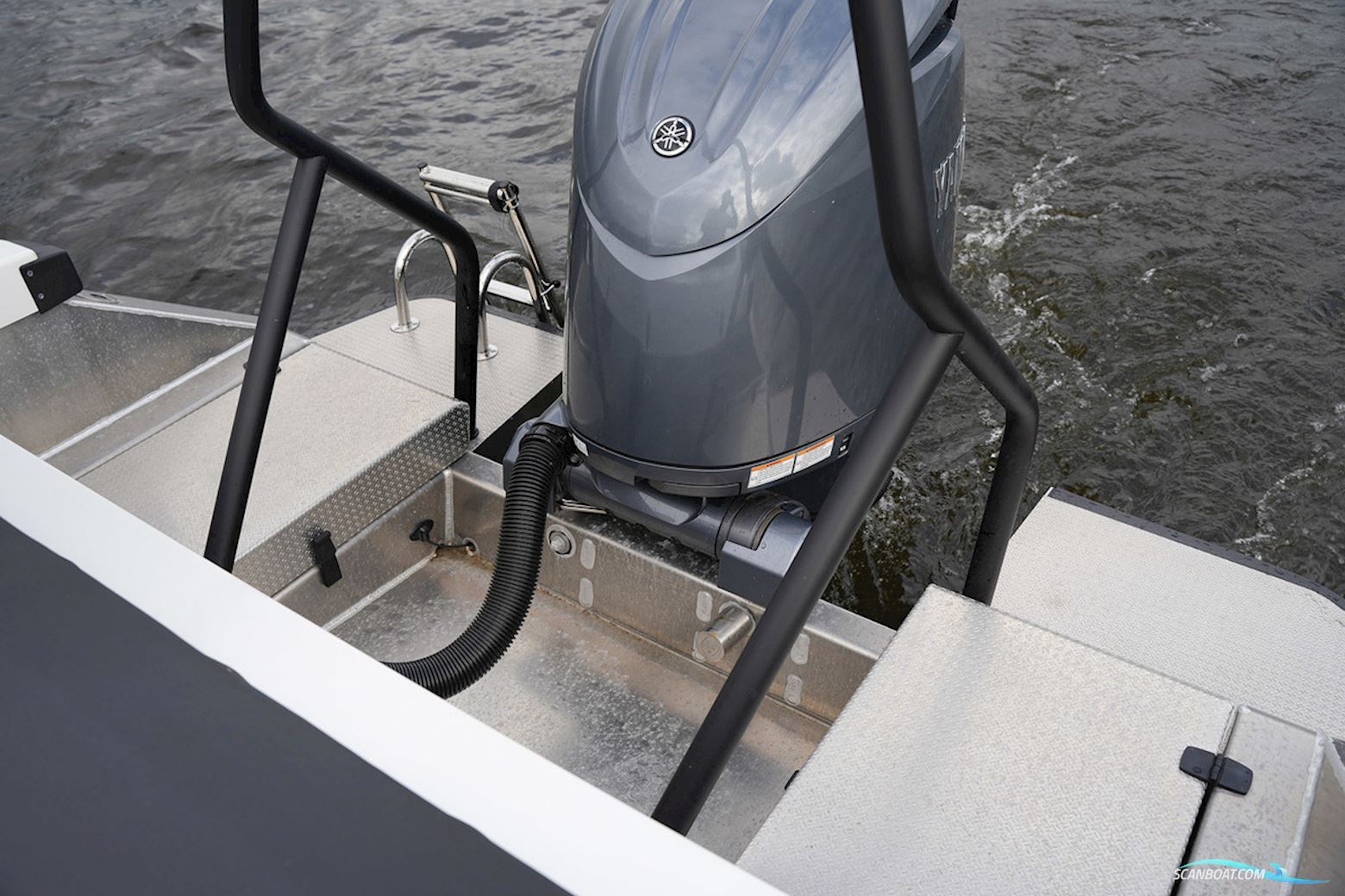 FINNMASTER Husky R7
