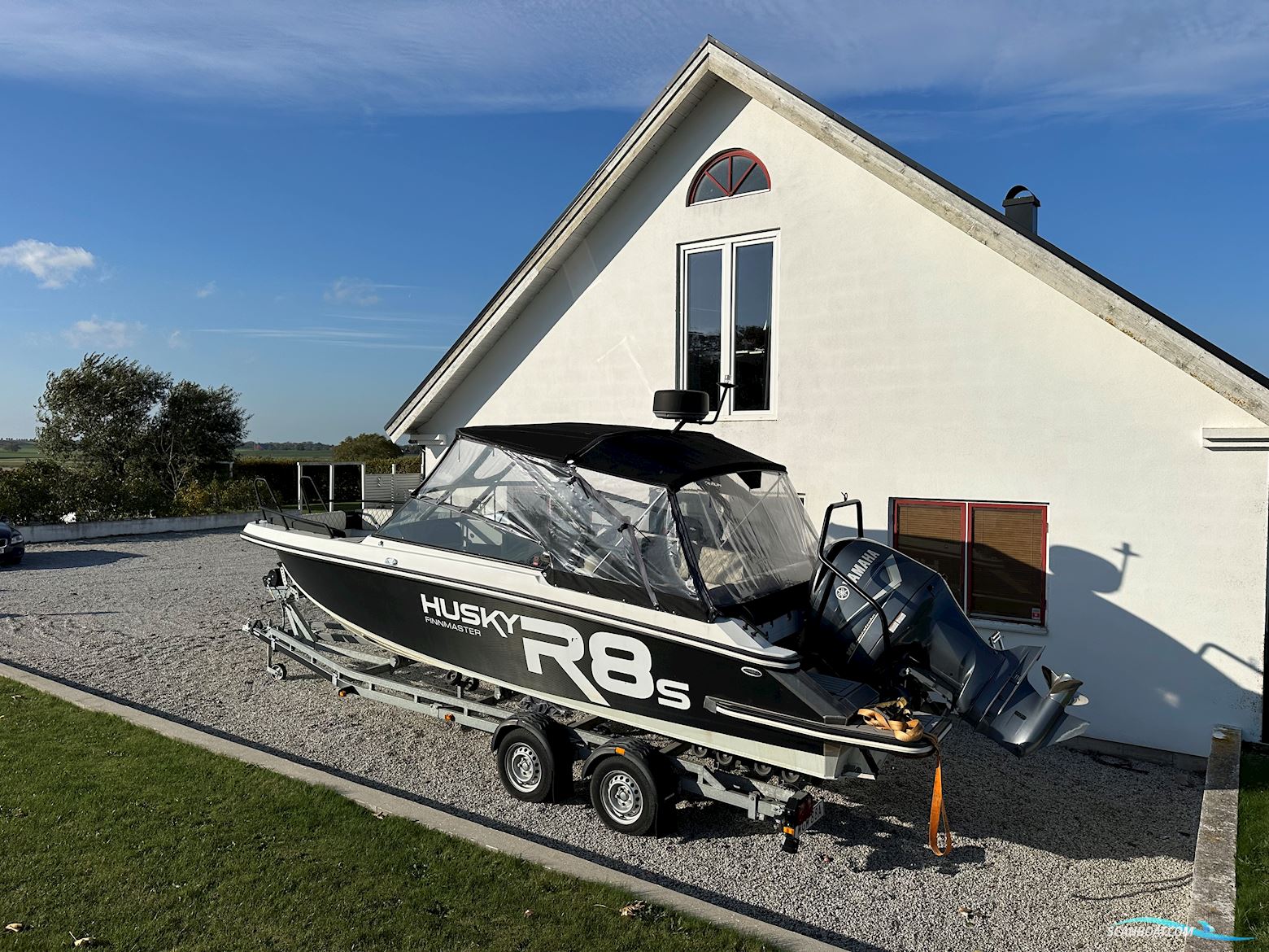 FINNMASTER Husky R8 S