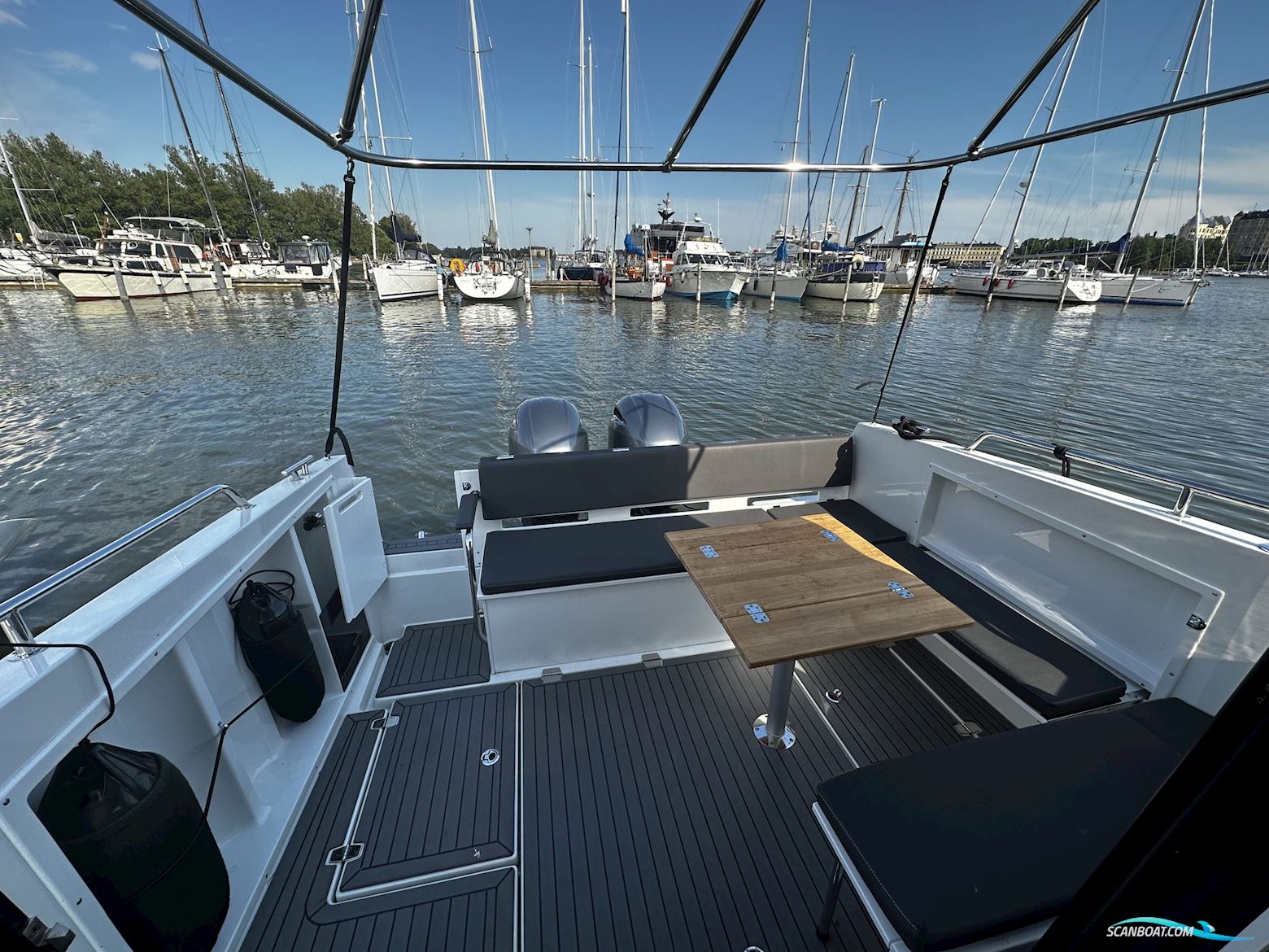 Finnmaster Pilot 8