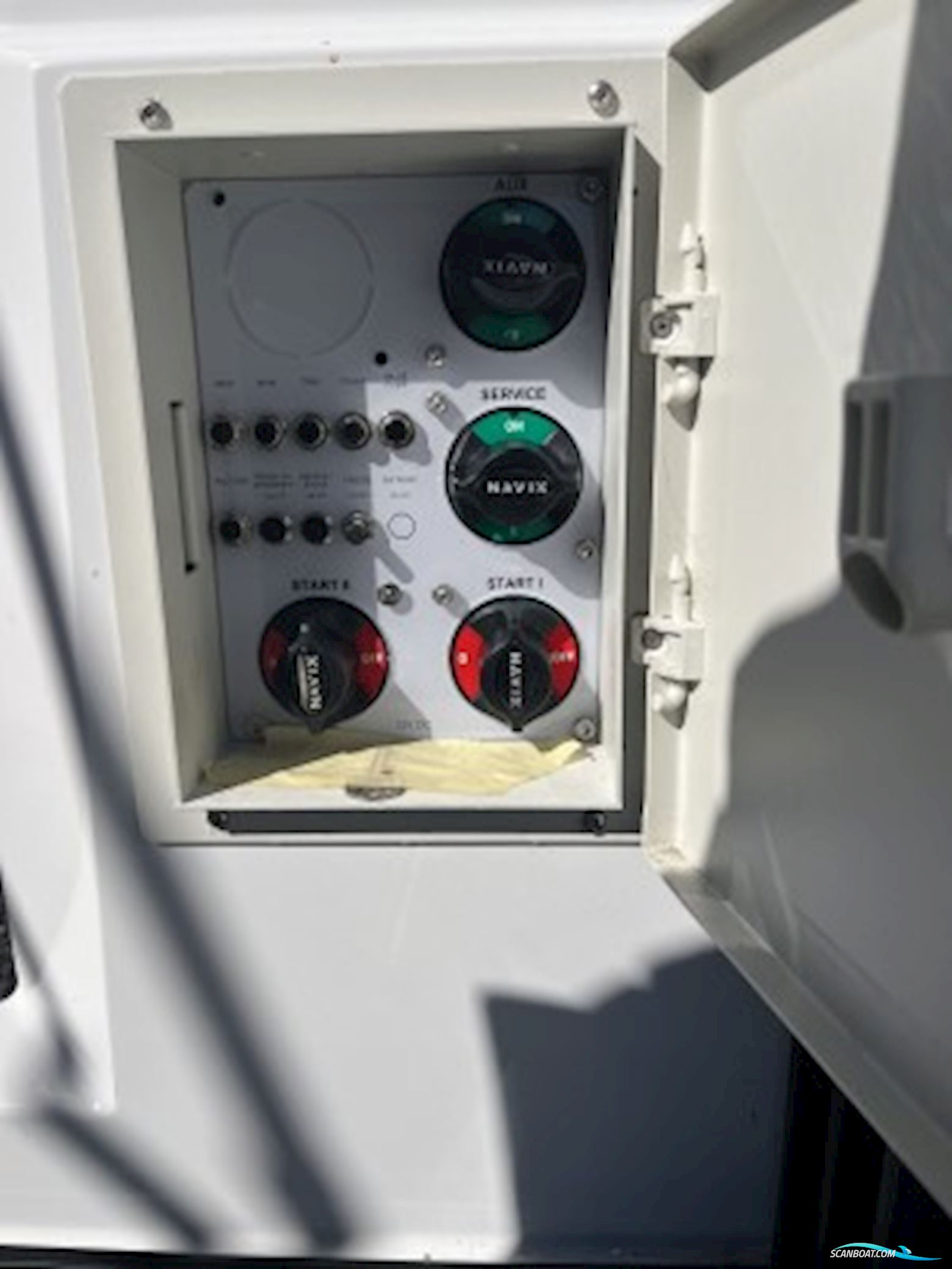 Finnmaster Pilot 8