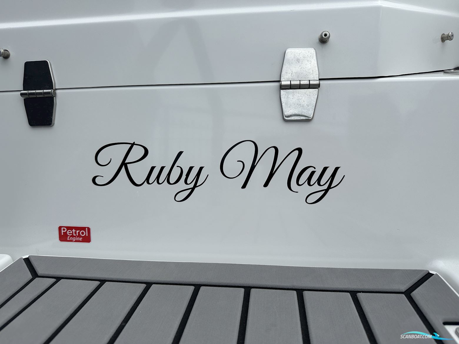 FINNMASTER R6 Bowrider