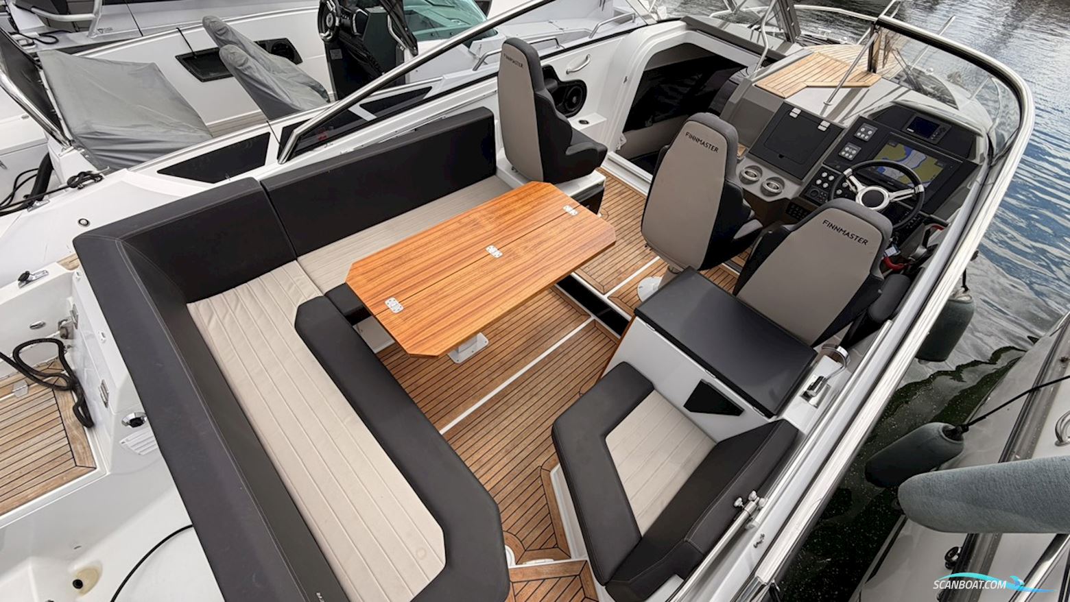 FINNMASTER T8