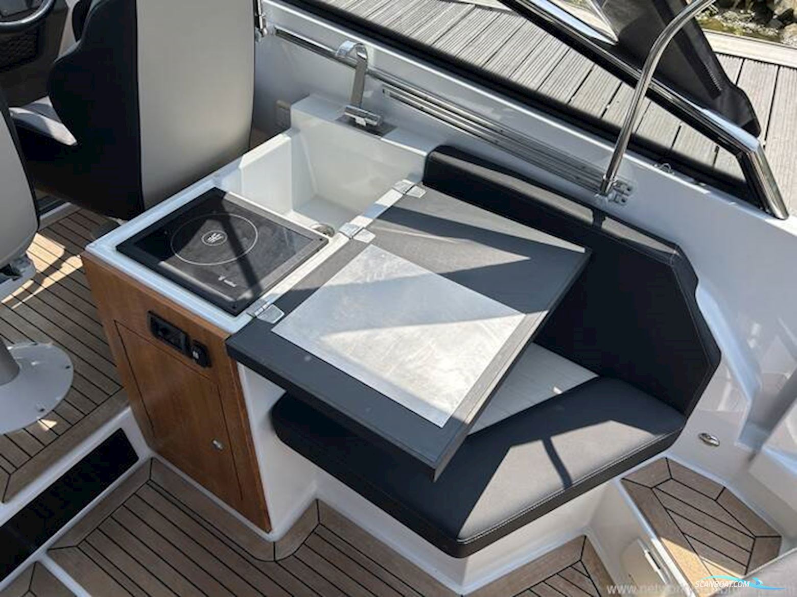 FINNMASTER T8