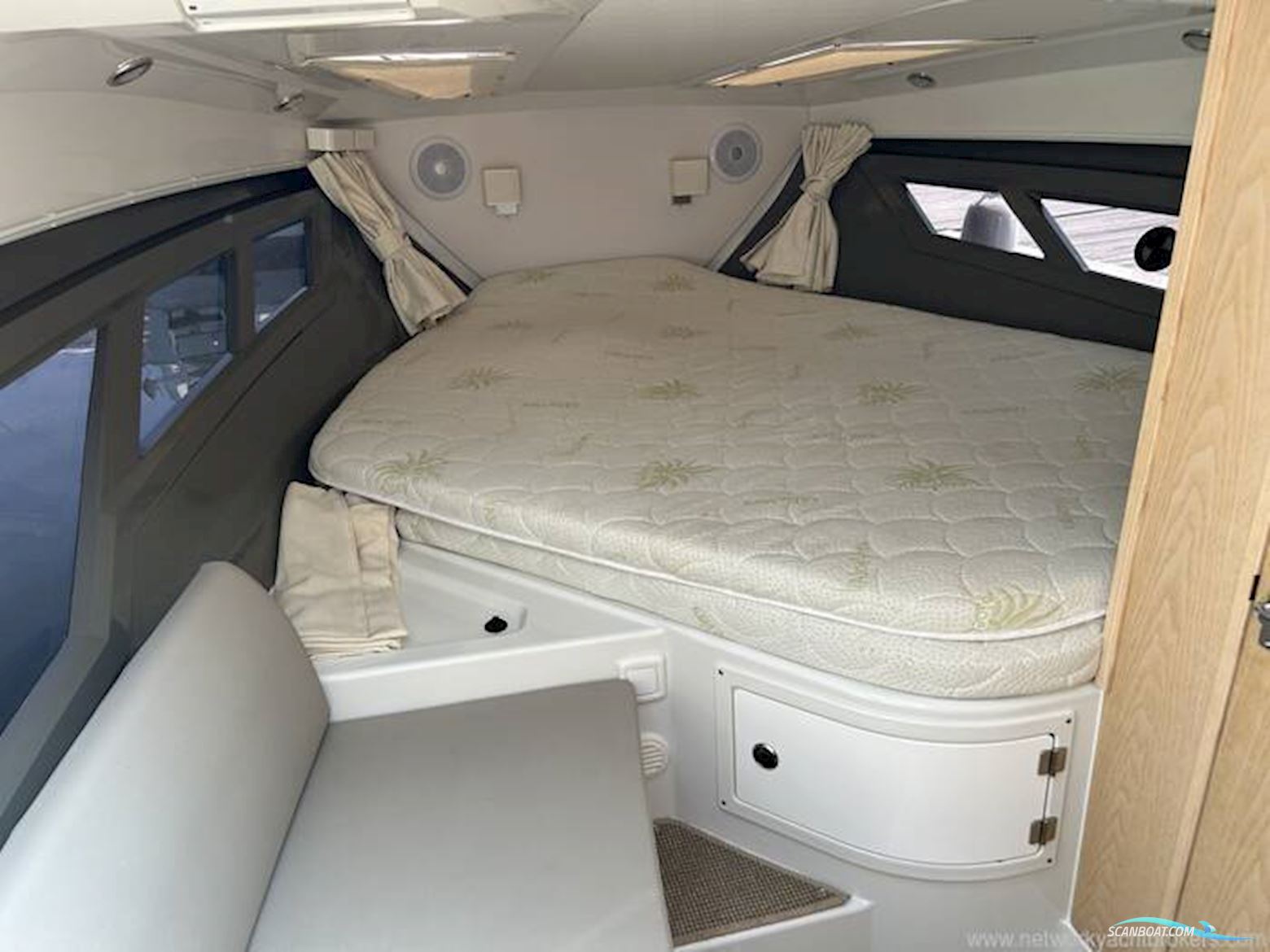 FINNMASTER T8