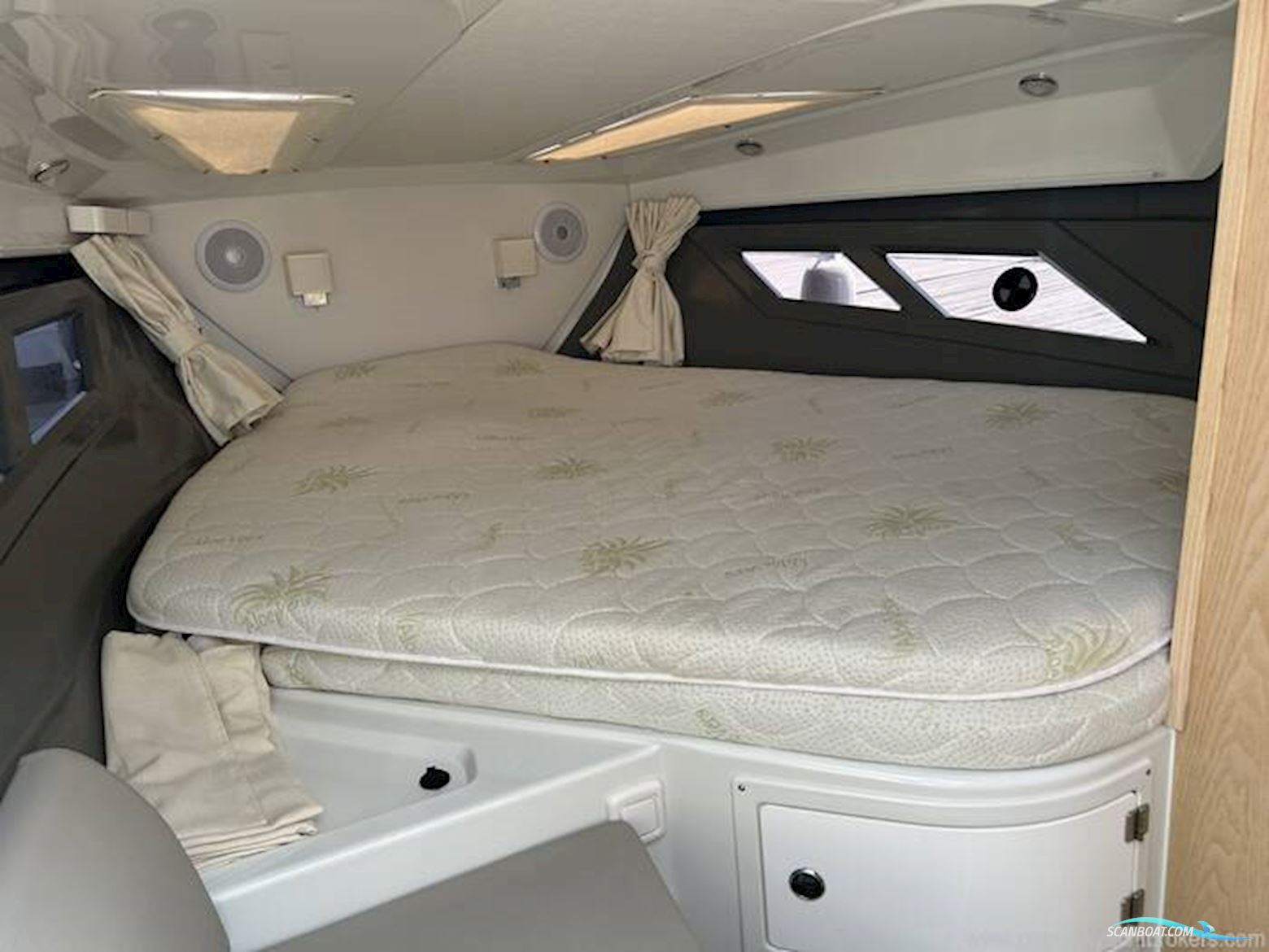 FINNMASTER T8