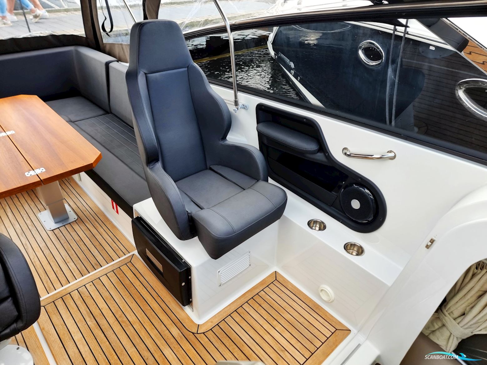 Finnmaster T8 Yamaha F300 XSB2 2022