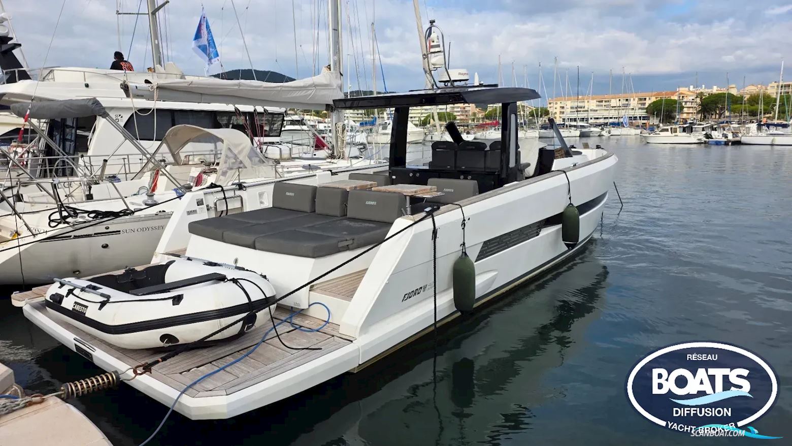 Fjord 42 Motorbåd 2017, med Volvo motor, Frankrig