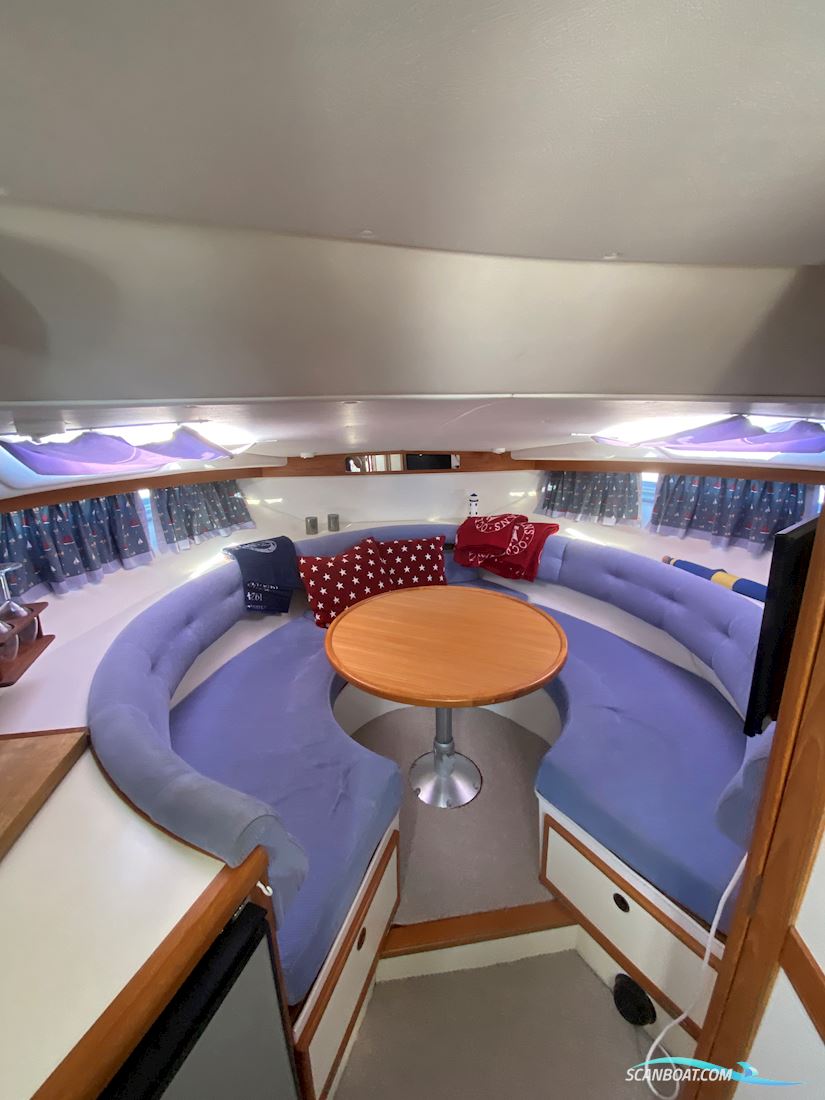 Fjord Dolphin 975
