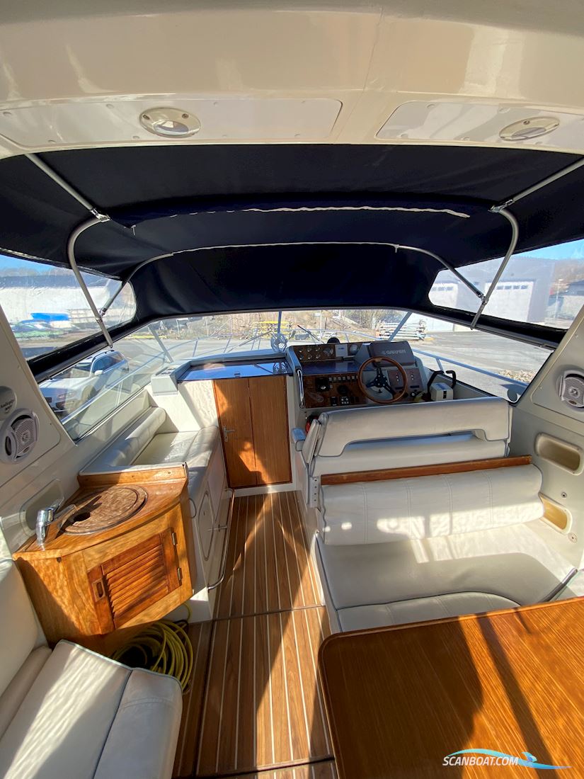 Fjord Dolphin 975