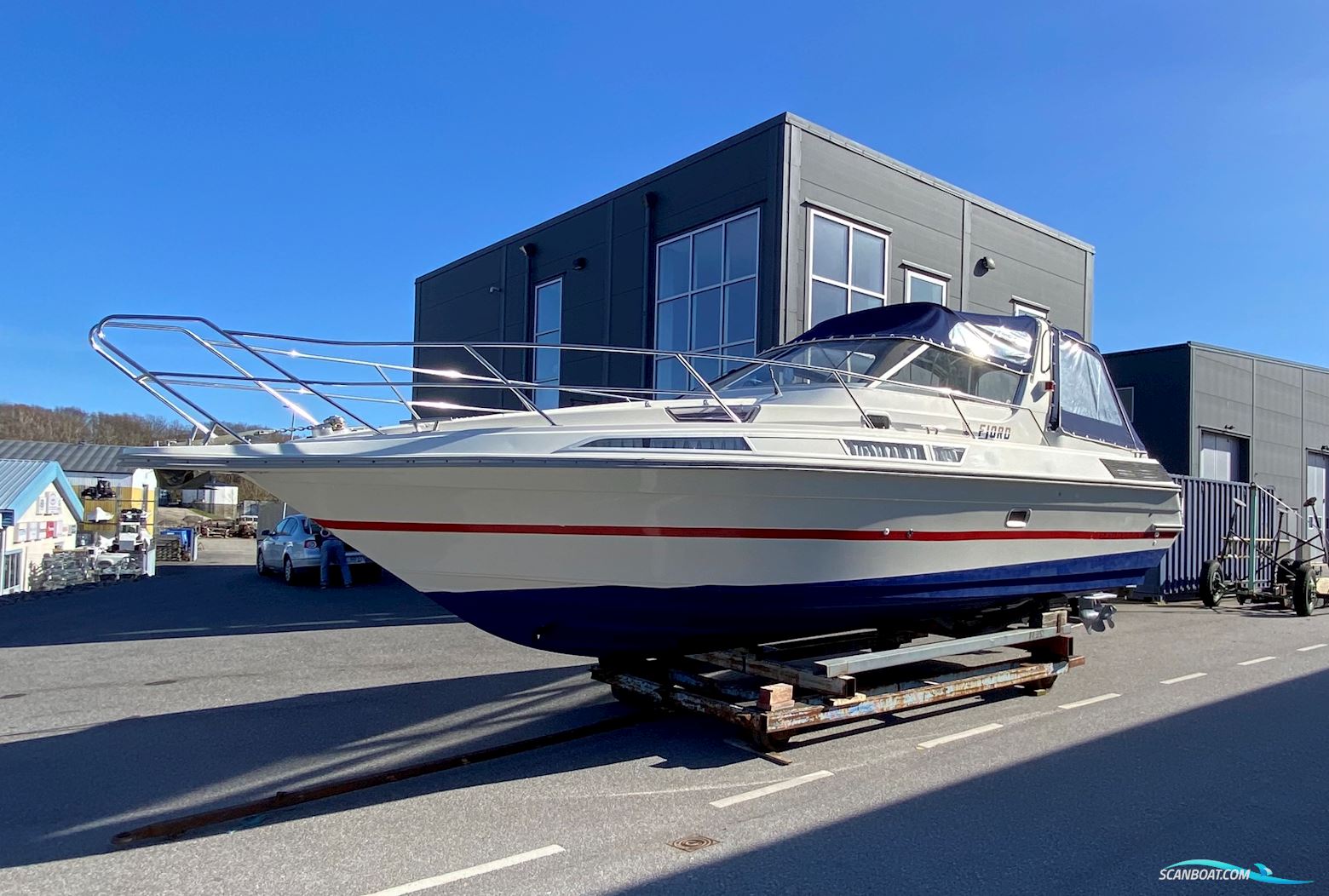Fjord Dolphin 975 Motorbåd 1993, med 2 x Volvo Penta Kad 42 motor, Sverige
