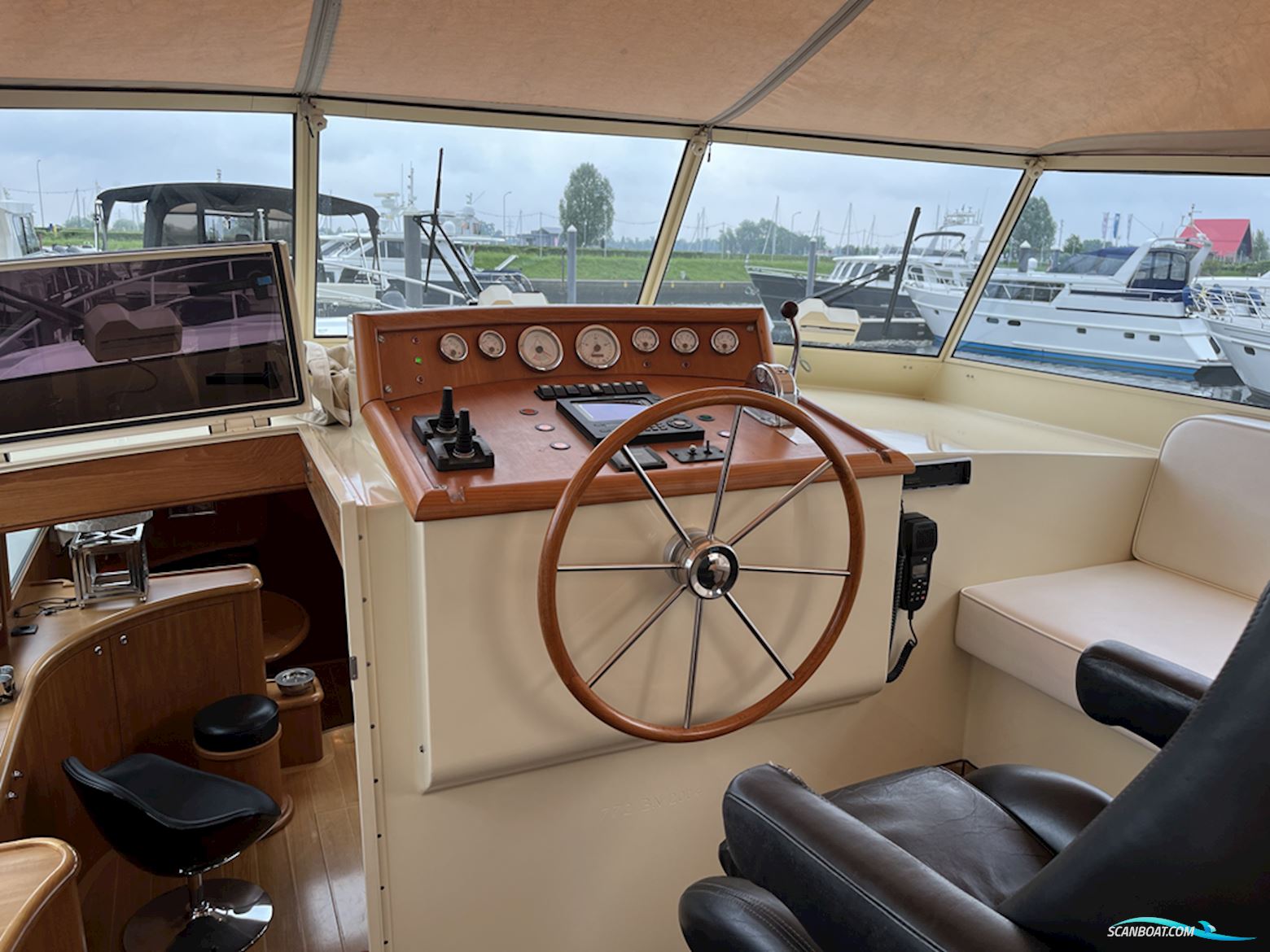 Flevokotter 13.80 AK