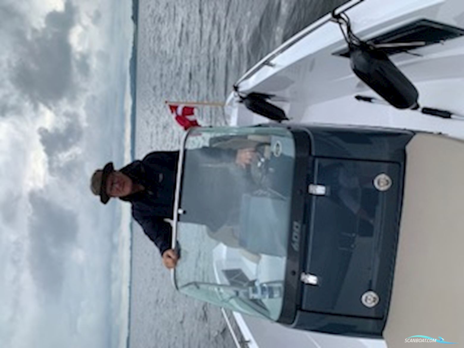 Flipper 600 sc (sat 30.000.- ned )