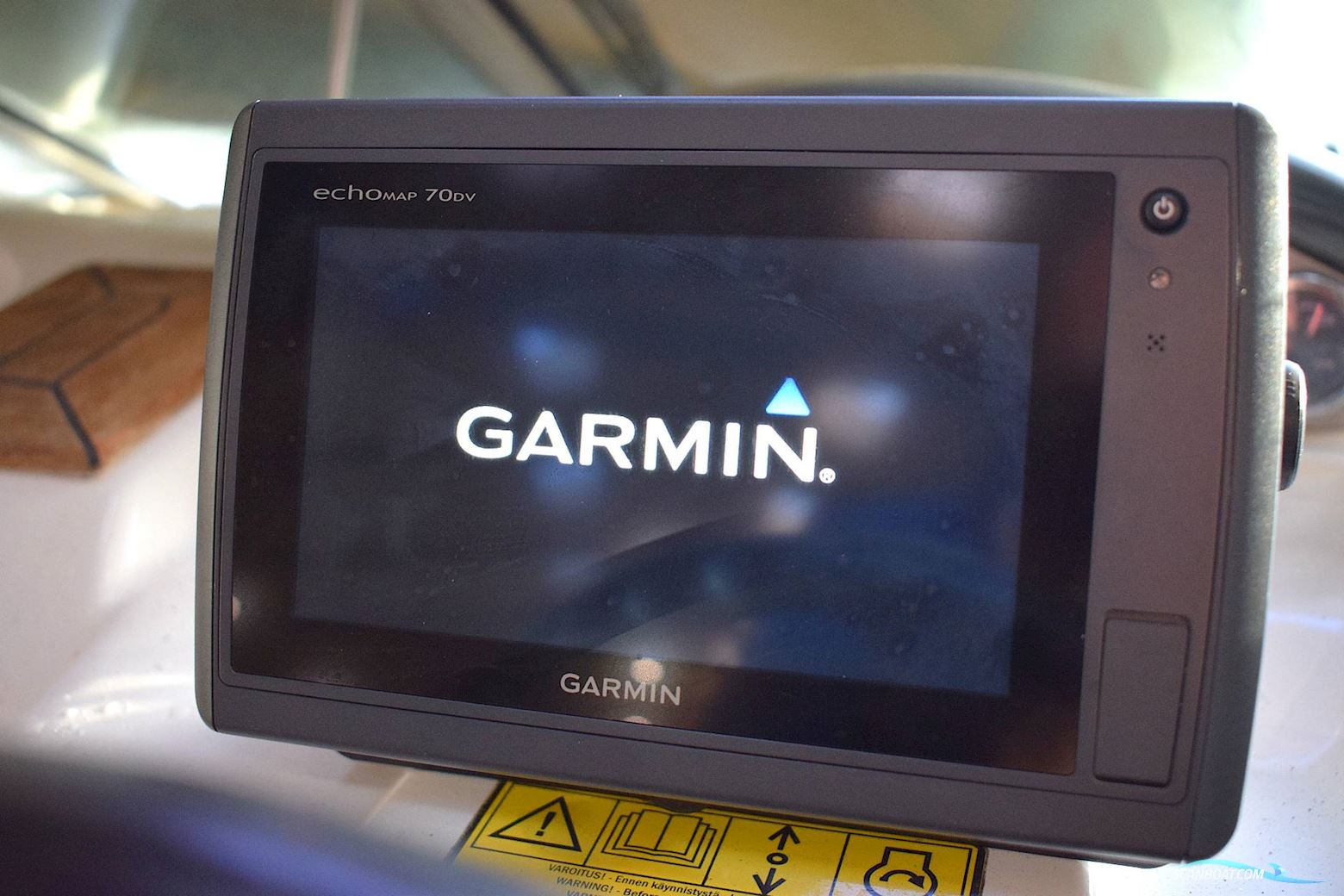 Flipper 630 DC m/ Mercury F150