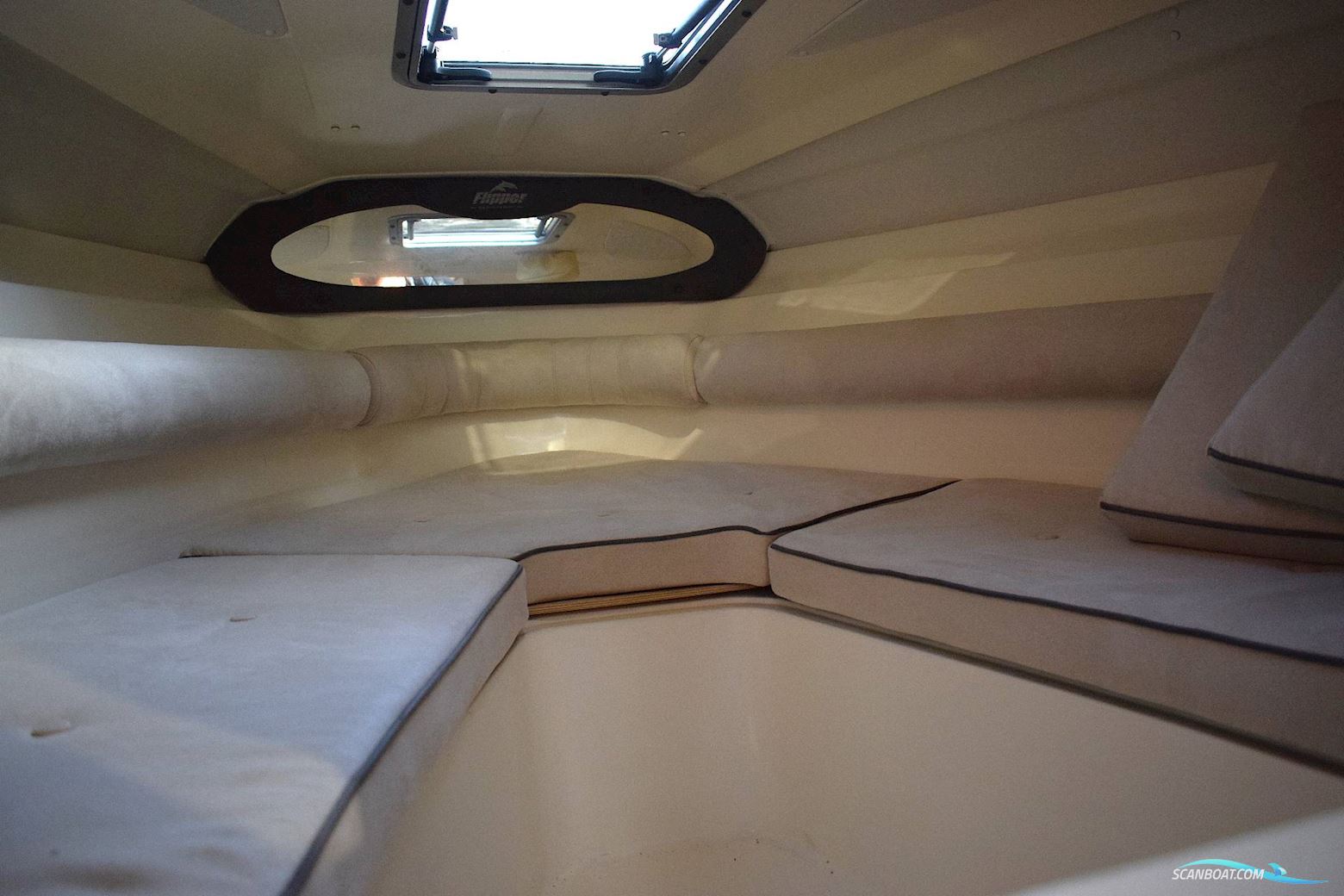 Flipper 630 DC m/ Mercury F150