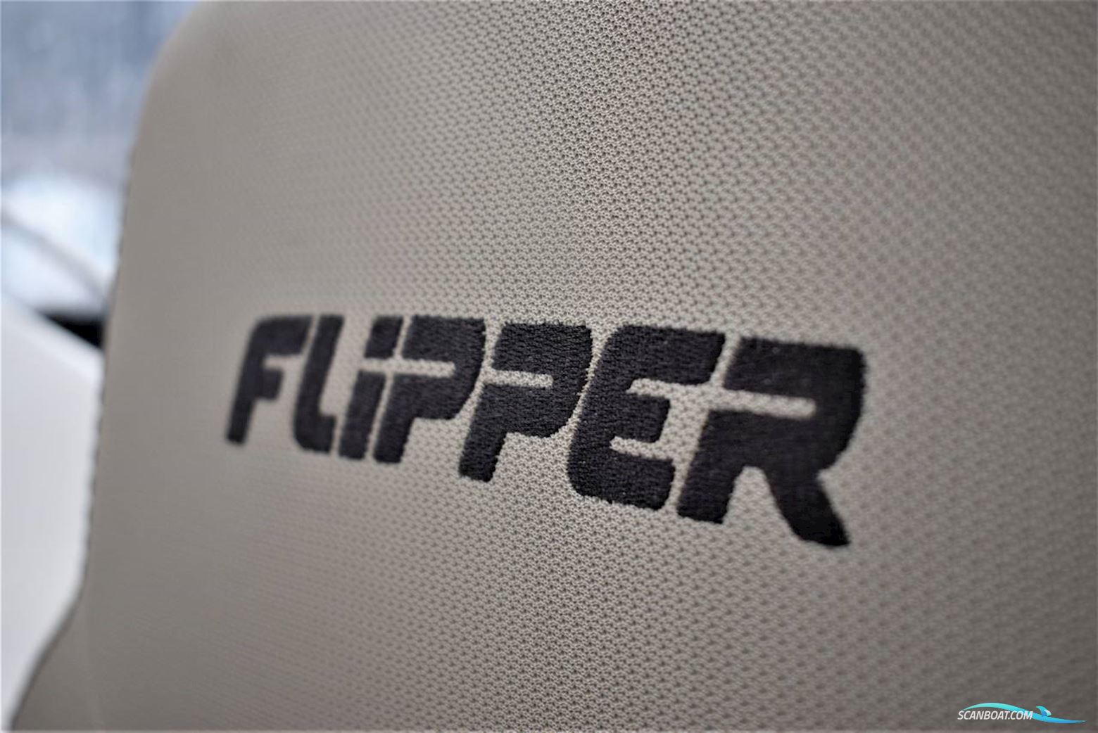 Flipper 700ST m/Yamaha F225 V6 og udstyr