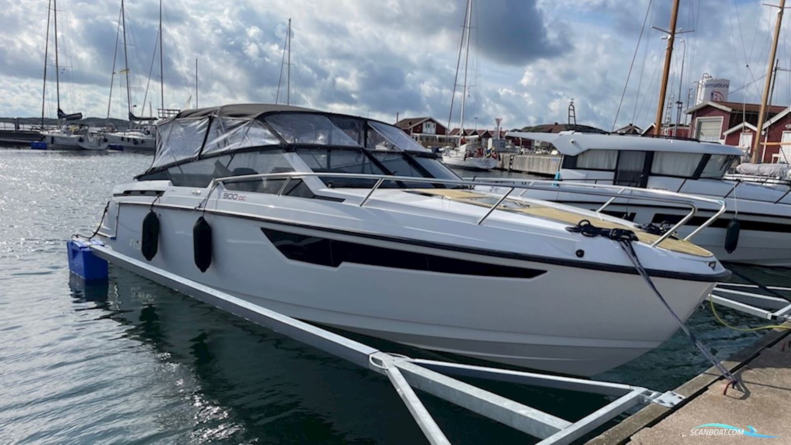 Flipper 900 DC Motorbåd 2021, med Mercury  F 225 motor, Sverige