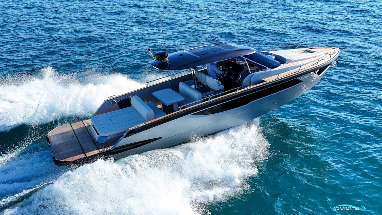 Focus Forza 37 Motorbåd 2023, med Mercuri MD 3.0 Bravo X
 motor, Spanien