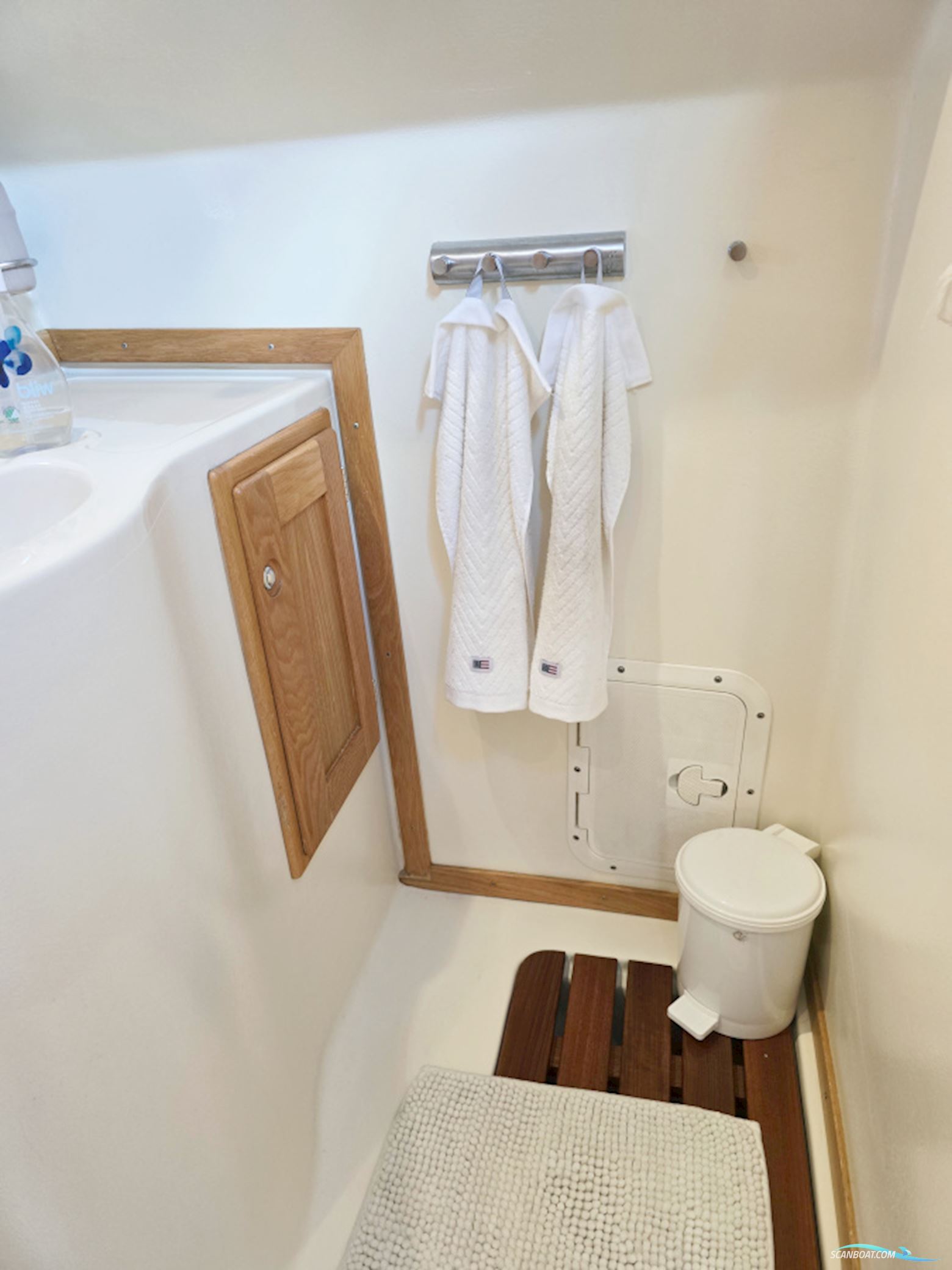 Forbina 10000 Volvo Penta KAD 300 EDC