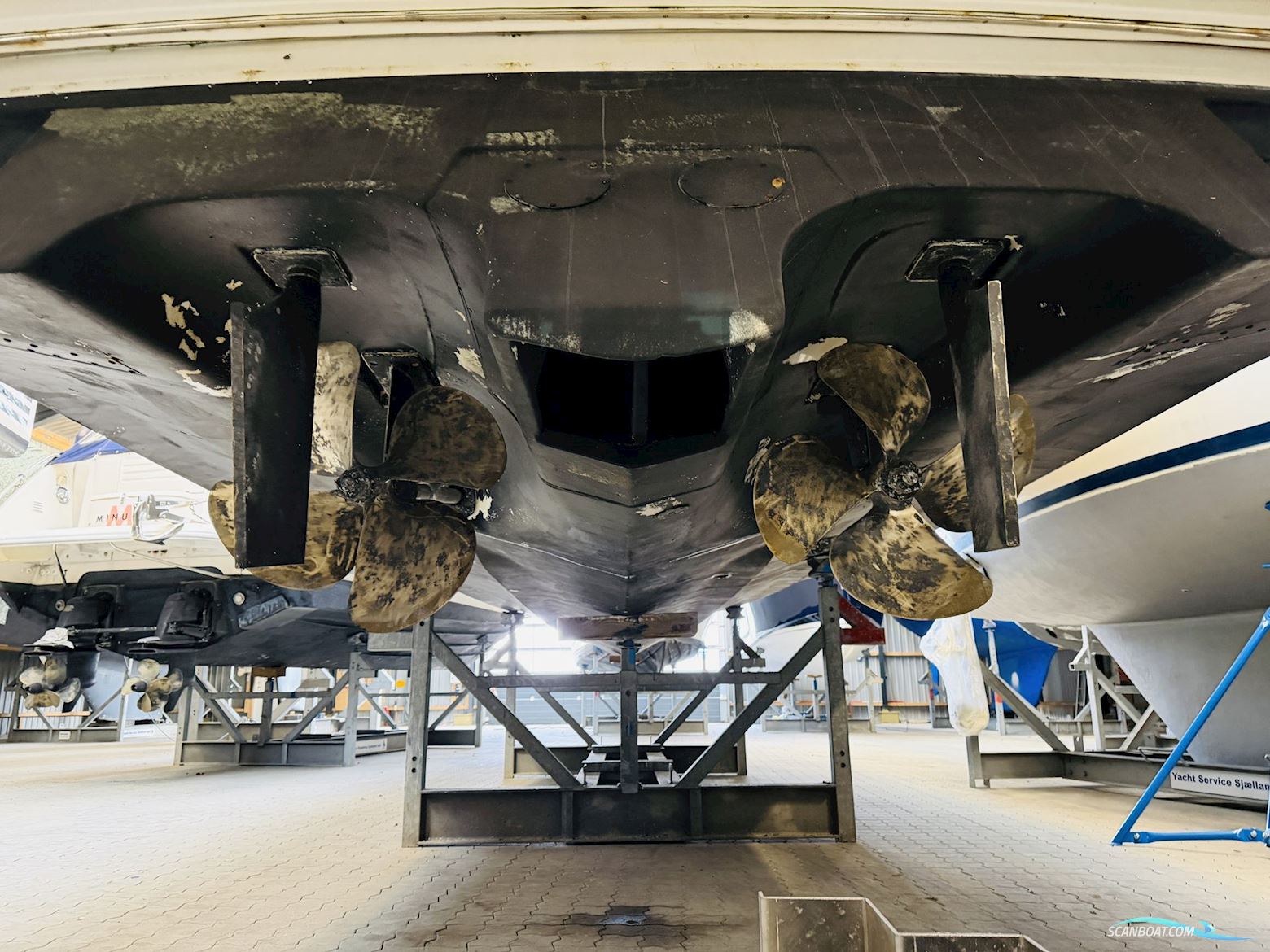 Formula 40 Performance Cruiser