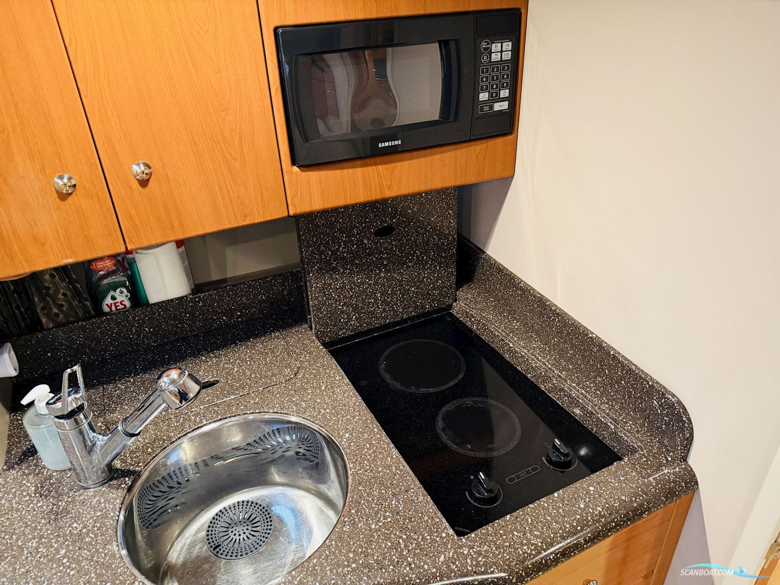 Formula 40 Performance Cruiser