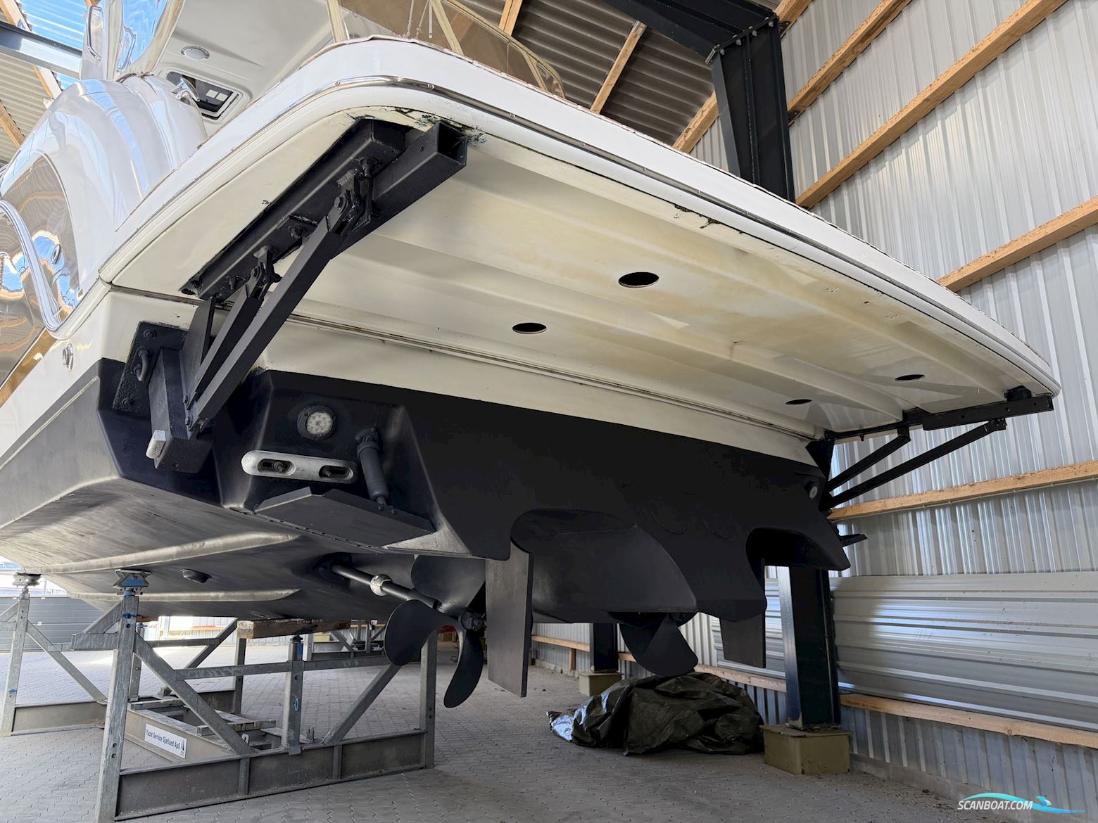 Formula 40 Performance Cruiser