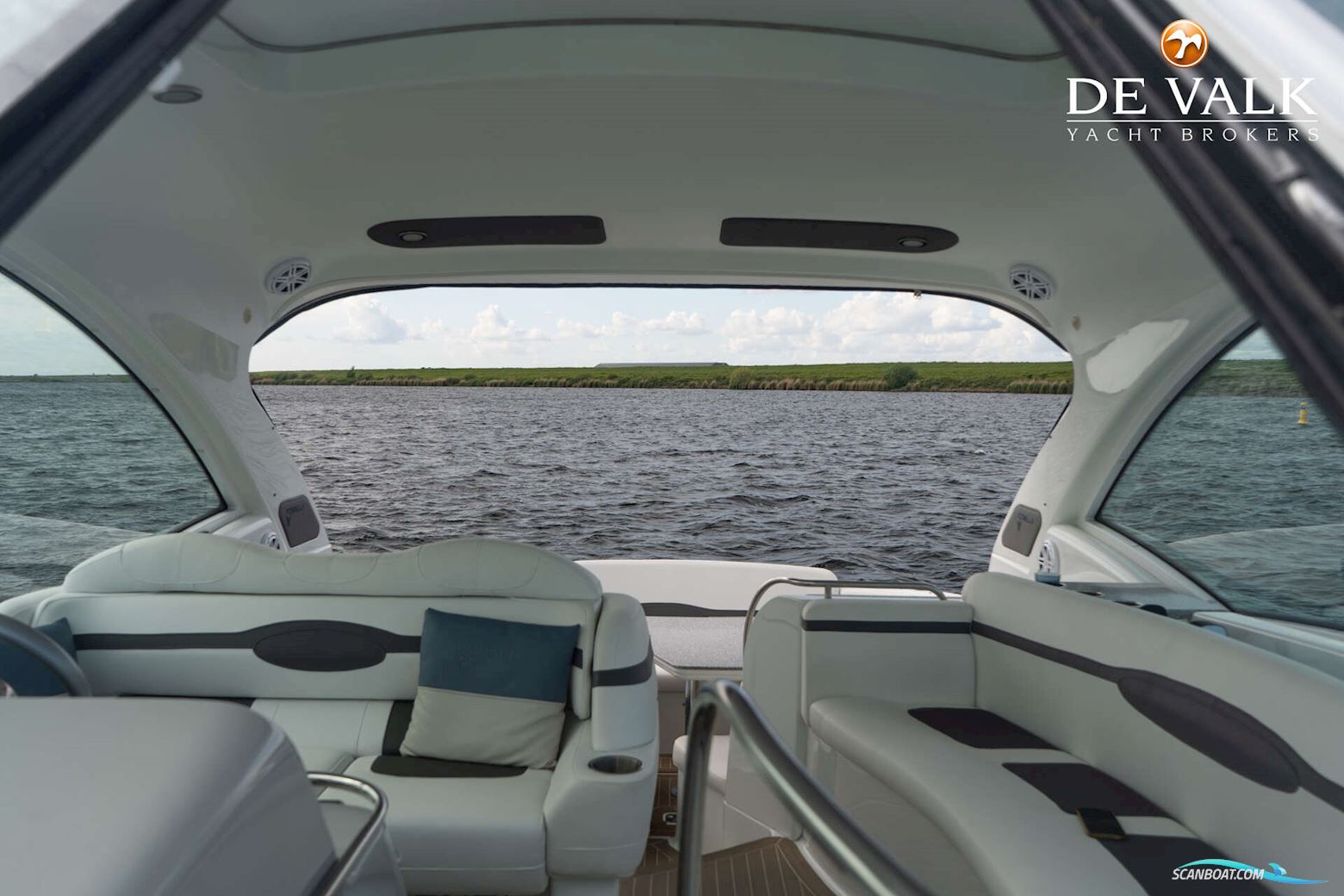 Formula 45 Yacht.