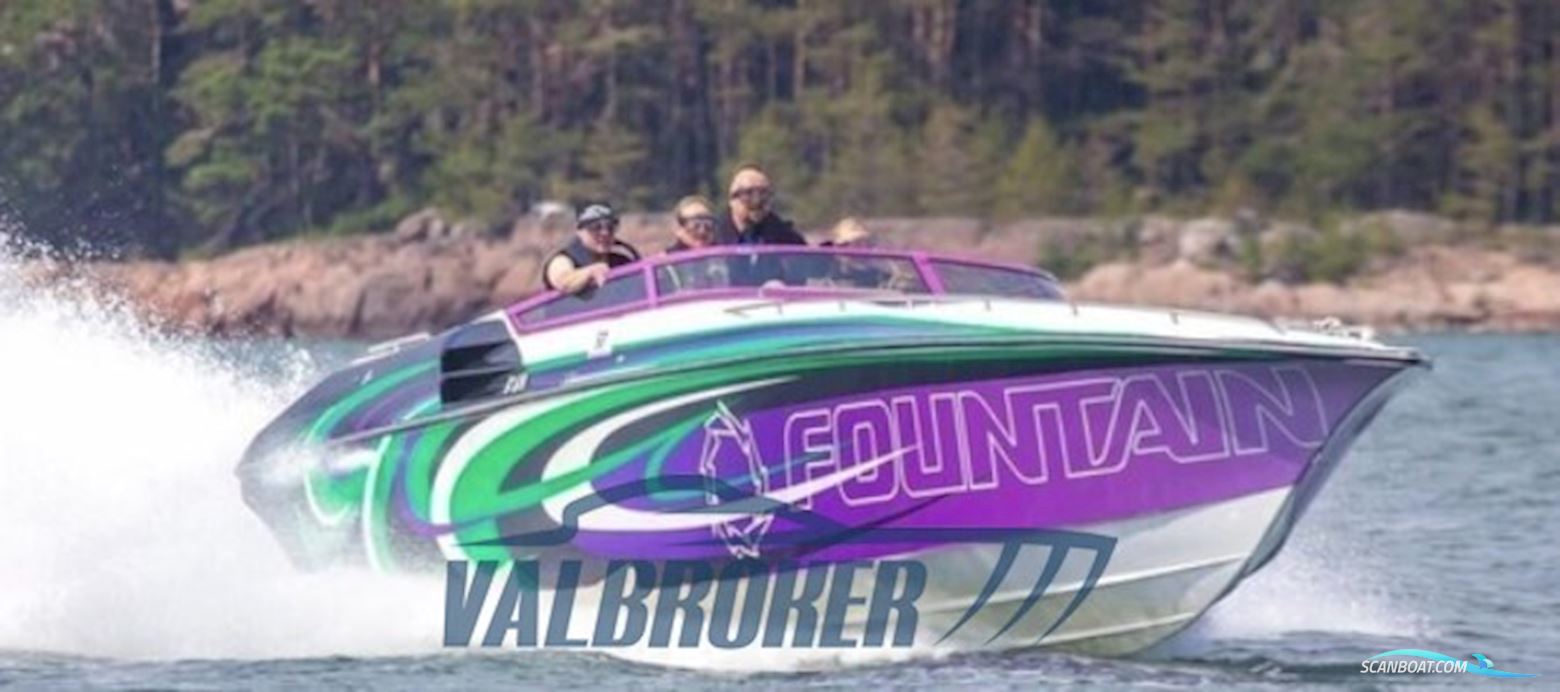 Fountain 38 LIGHTNING