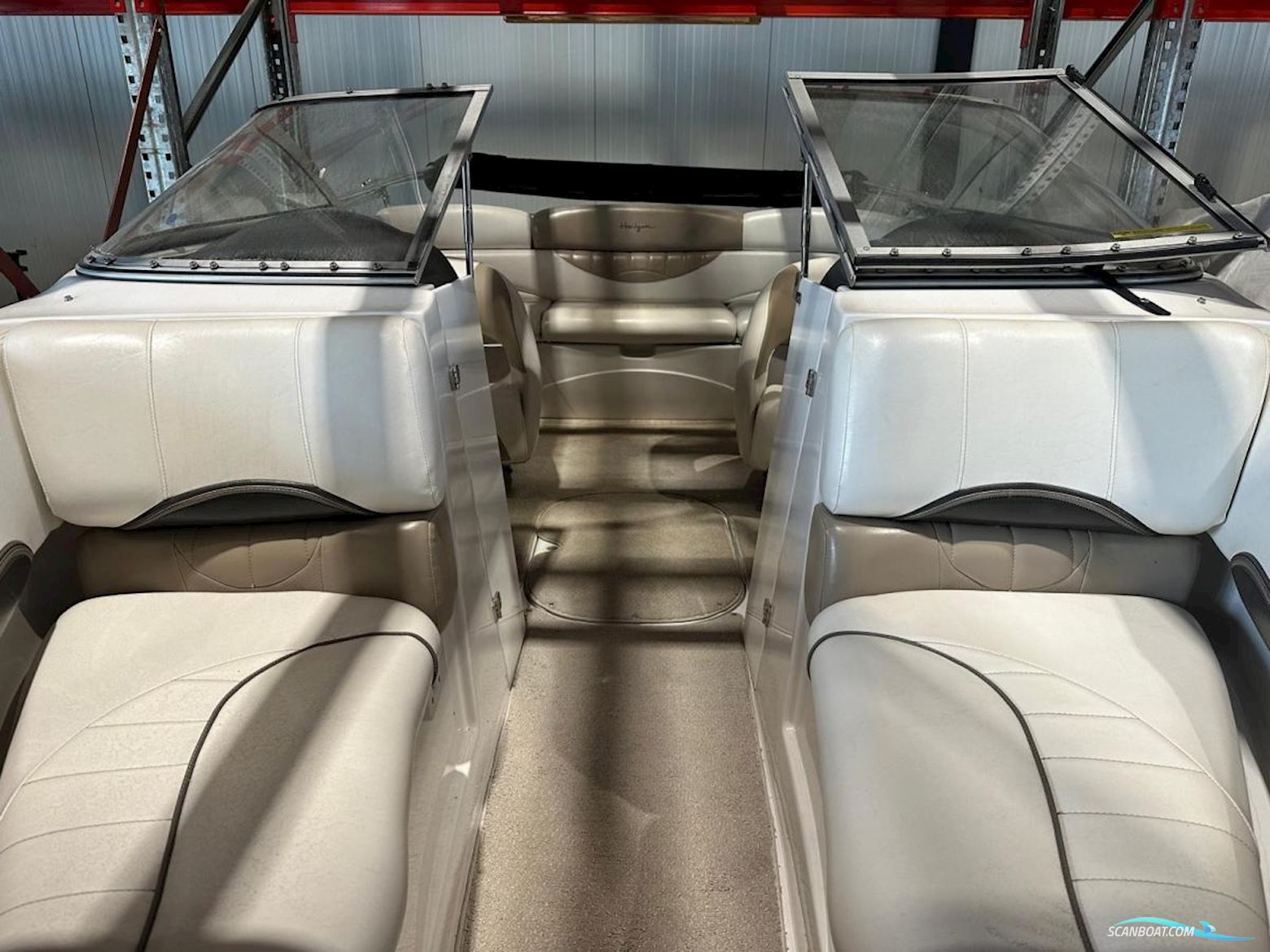 Four Winns  200 Horizon Bowrider