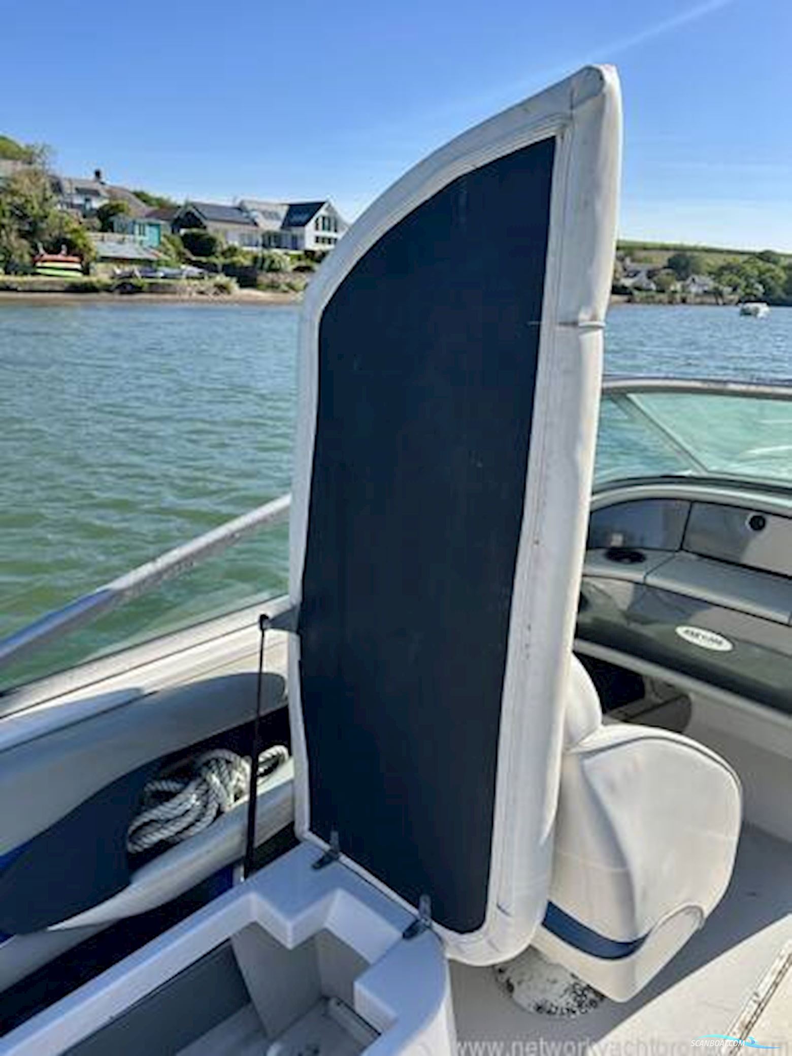 Four Winns 210 Horizon