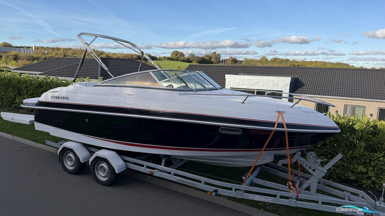 Four Winns 215 sundowner