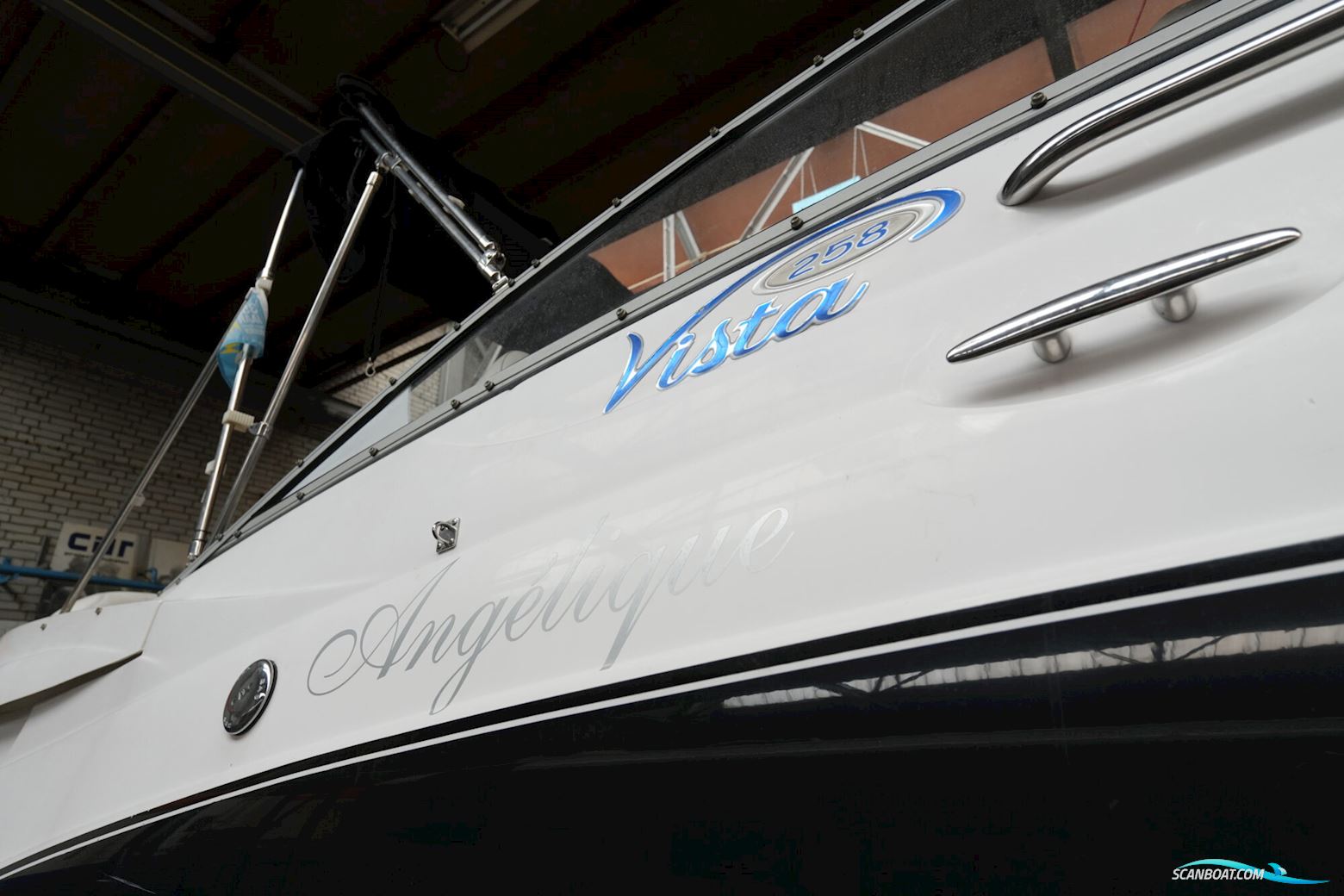 Four Winns 258 Vista