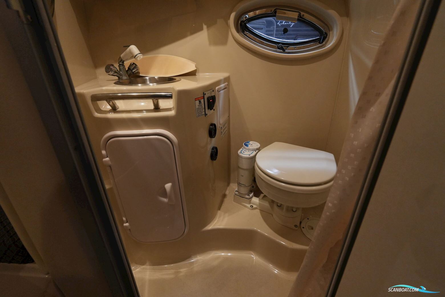 Four Winns 258 Vista