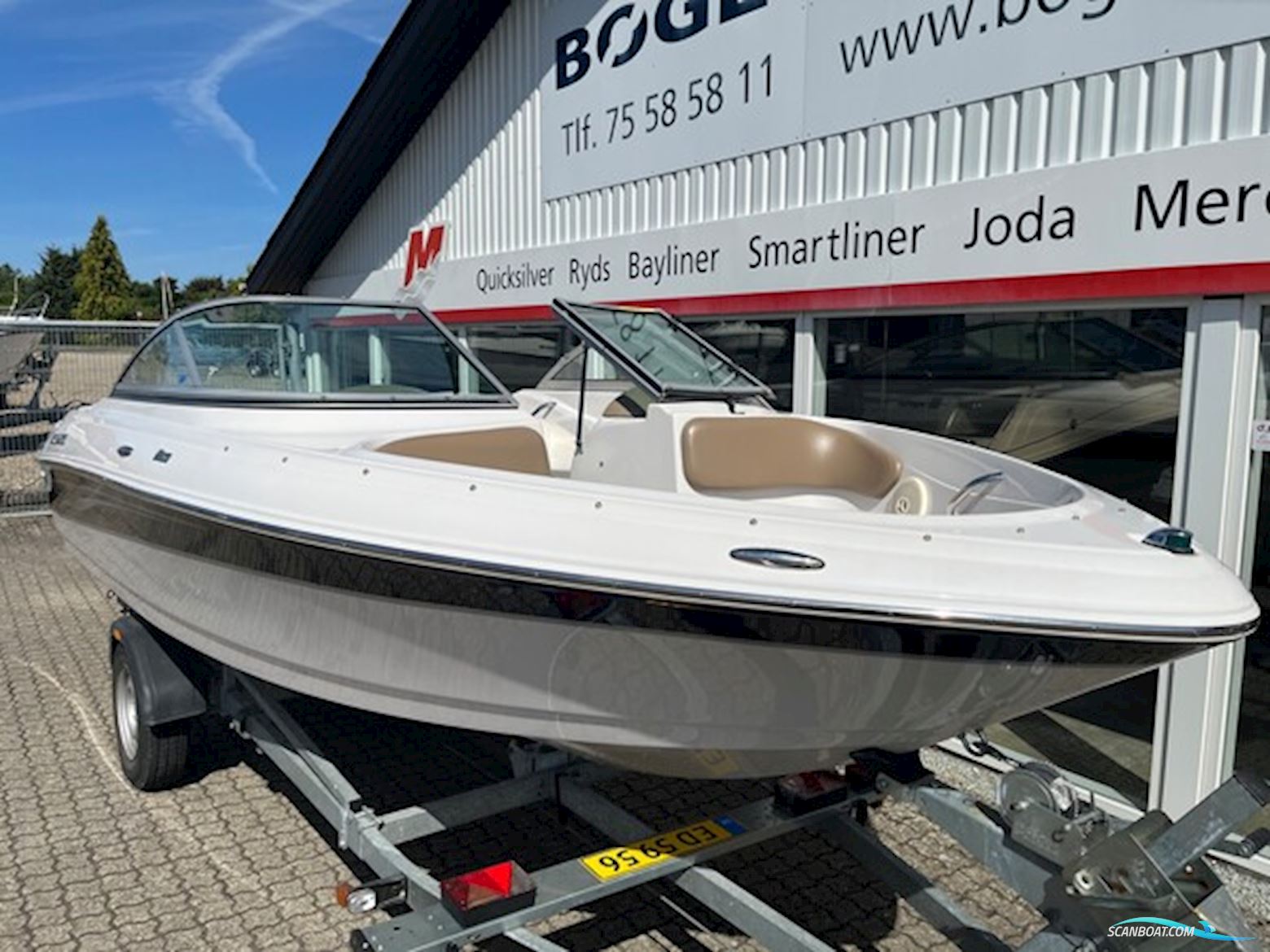 Four Winns H180 med 135 hk Volvo Penta 135 hk 3,0L 4 takt i/o og Brenderup bådtrailer - ENGROS SALG 