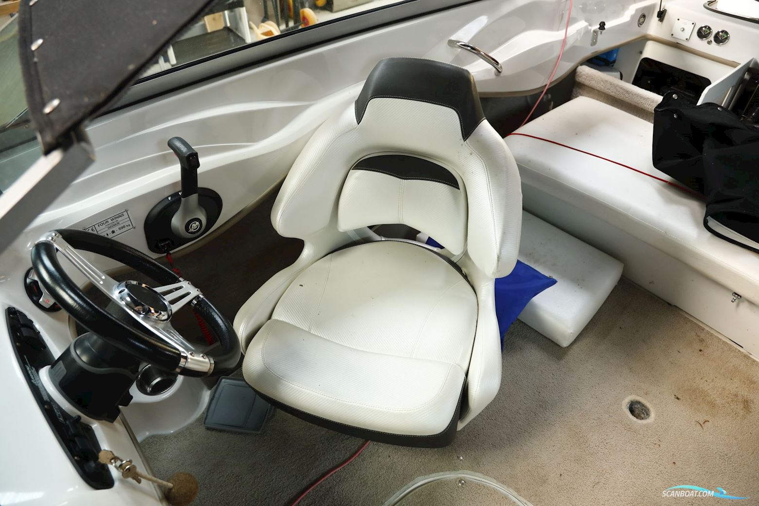 Four Winns H190 SunSport  2012