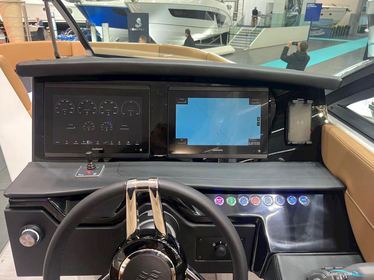 Four Winns H9 Bowrider