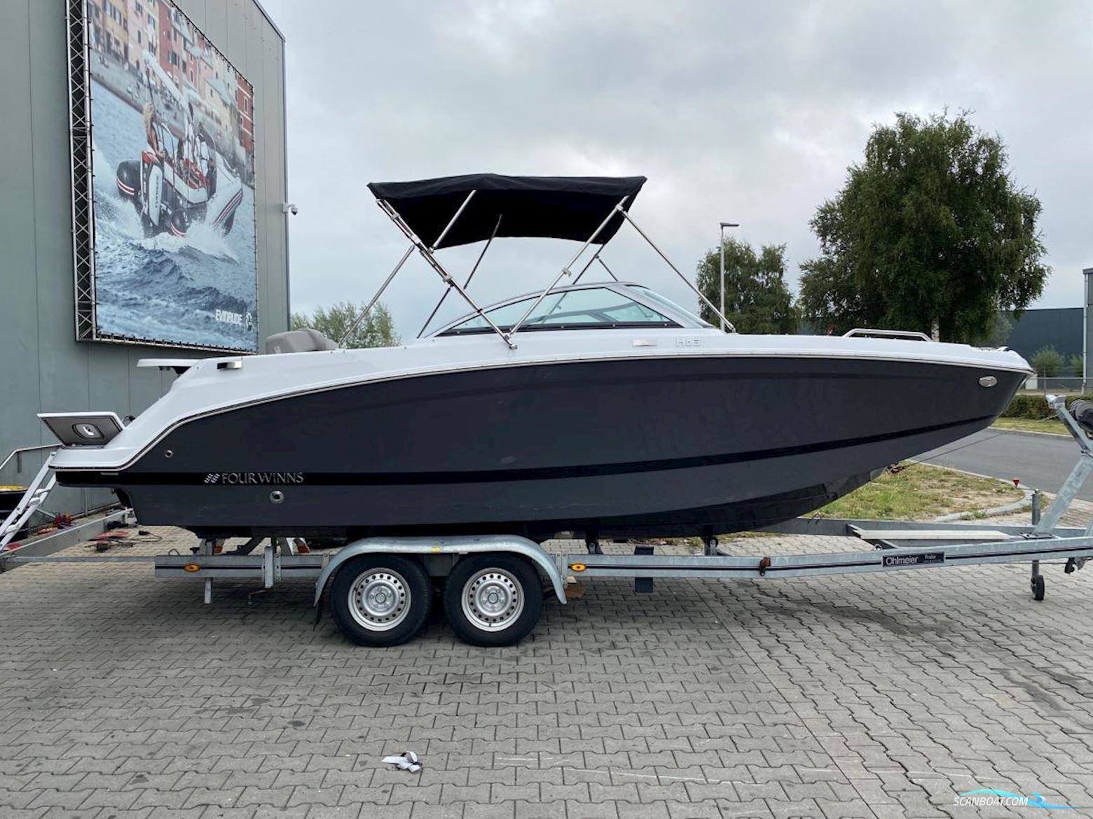 Four-Winns HD3 OB Bowrider Motorbåd 2023, med Mercury motor, Holland