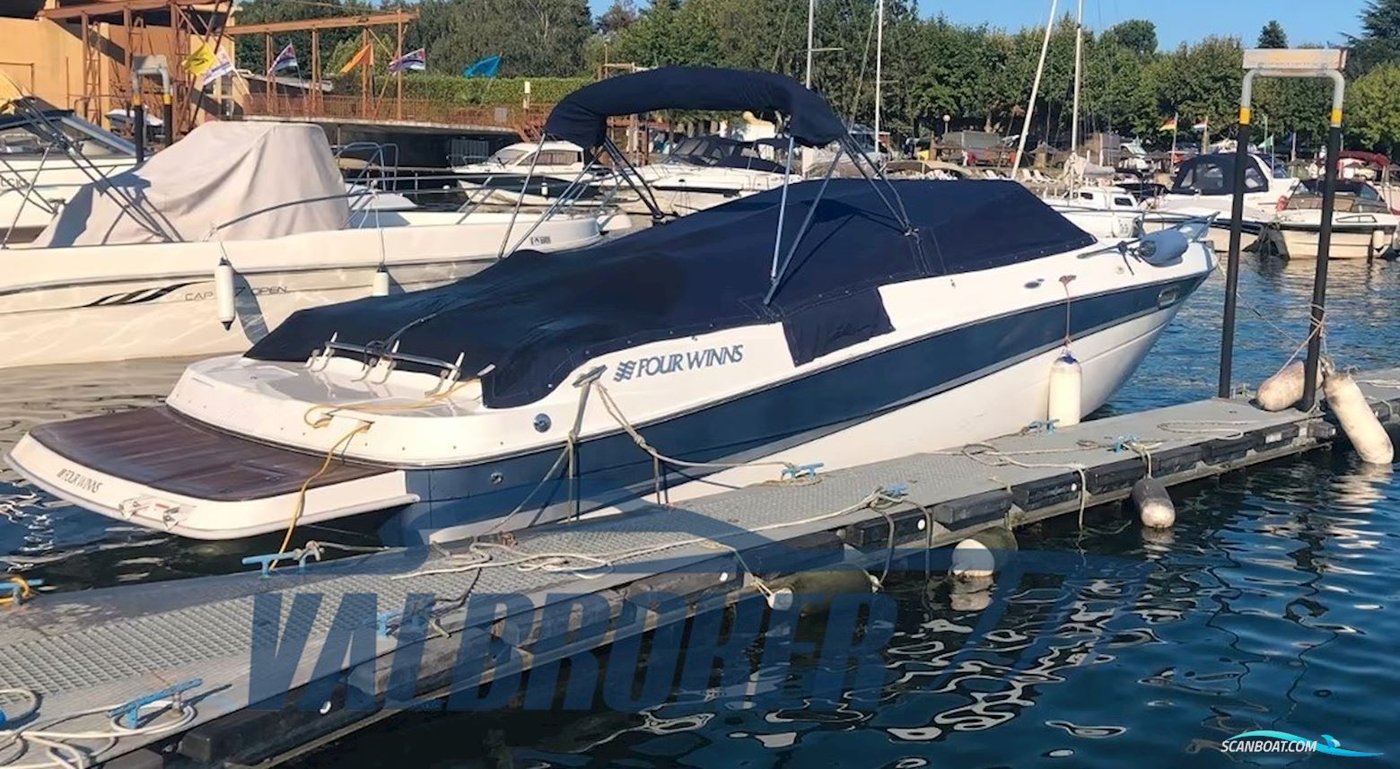 Four Winns Sundowner 285