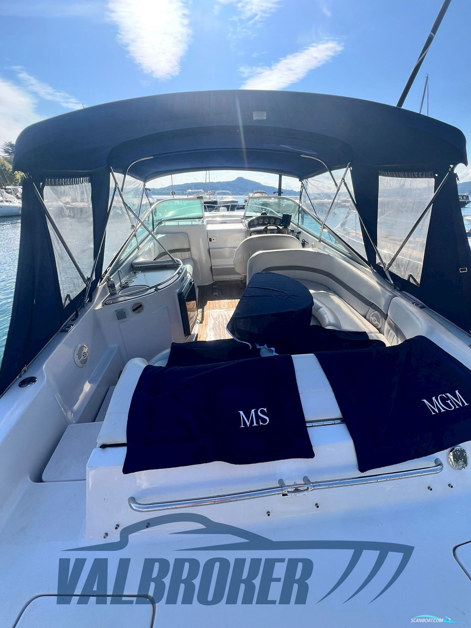 Four Winns Sundowner 285