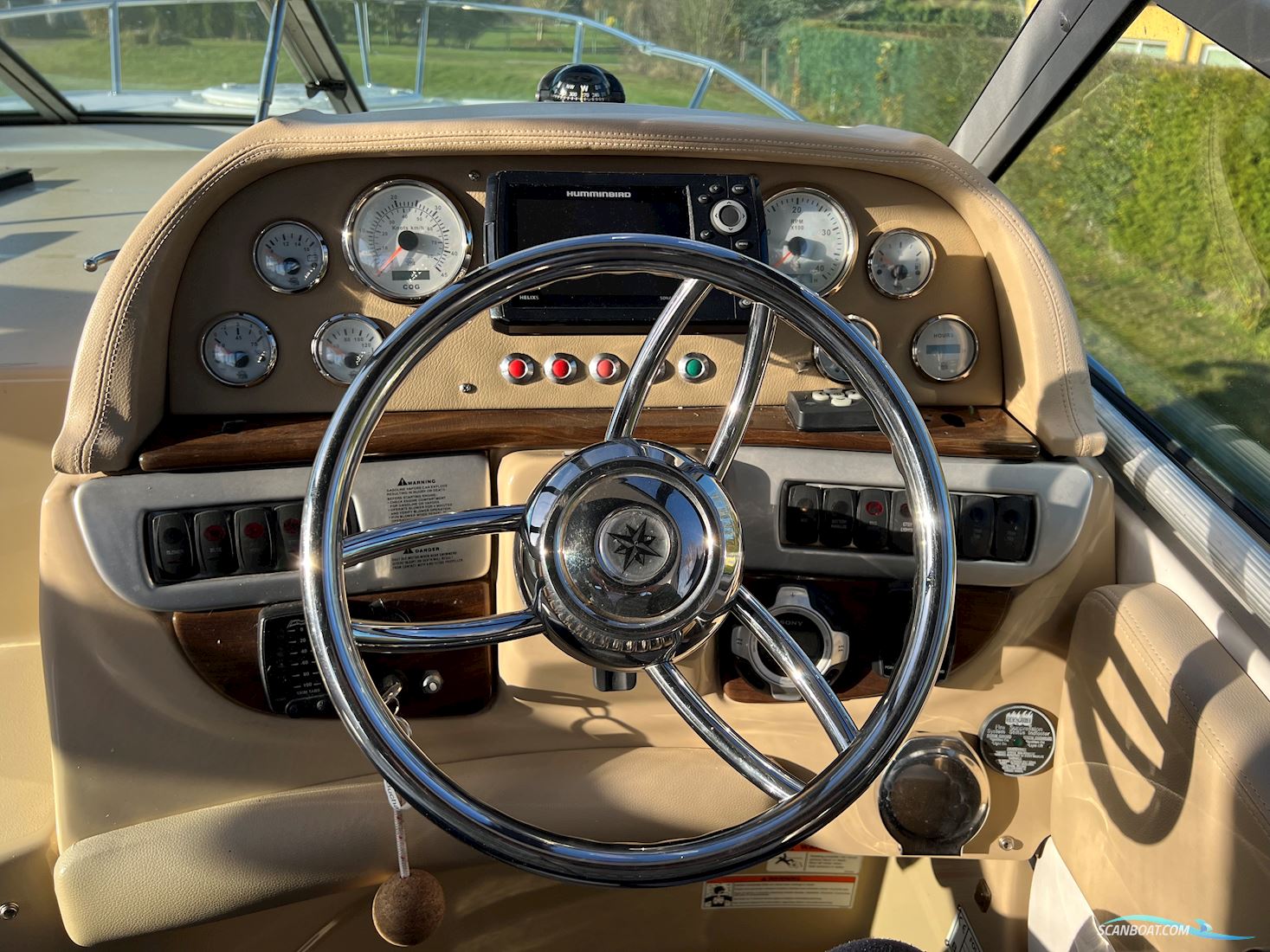 FOUR WINNS V285